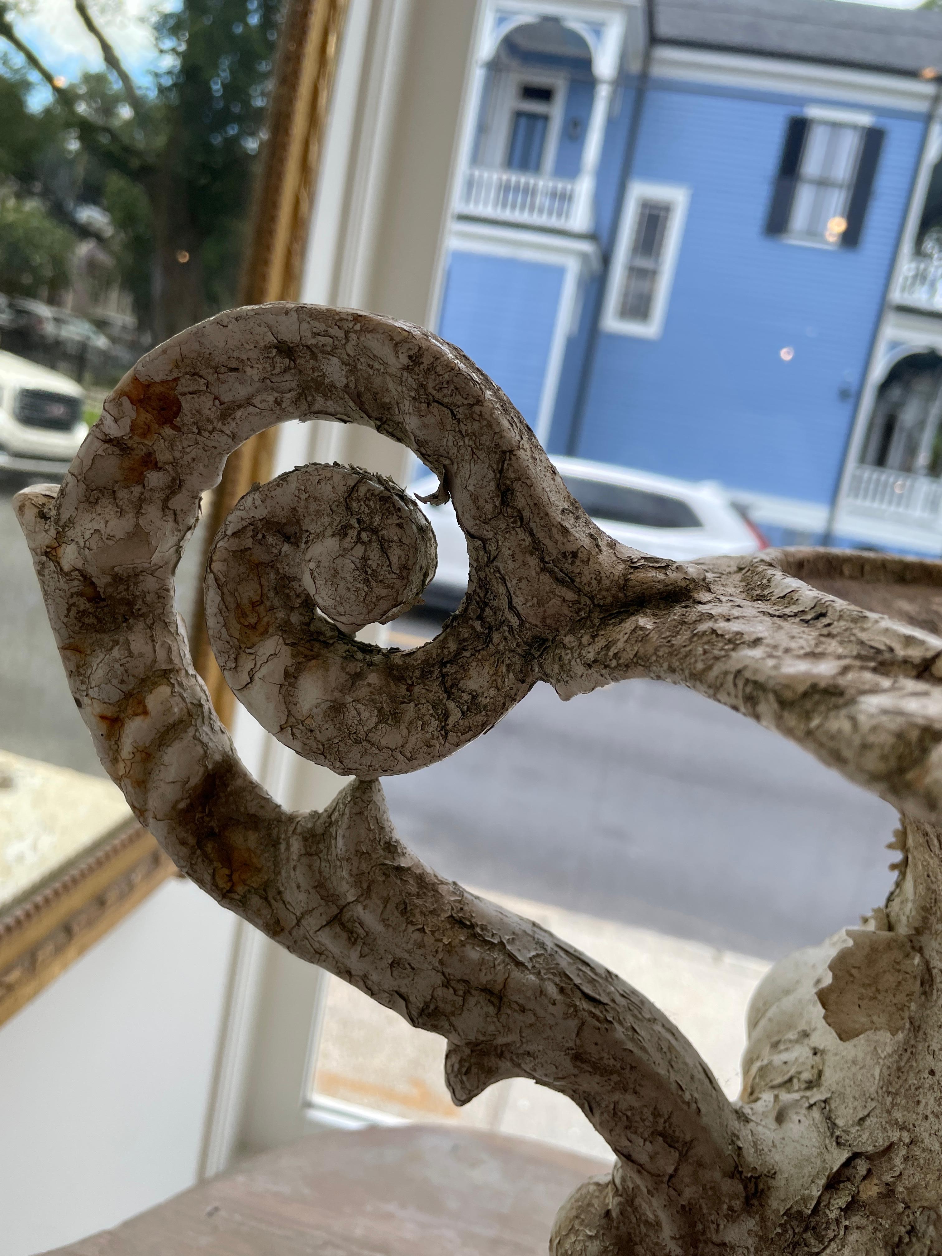 XIXe siècle Paire de Jardinières en fer Antique French du 19ème siècle avec poignées en vente