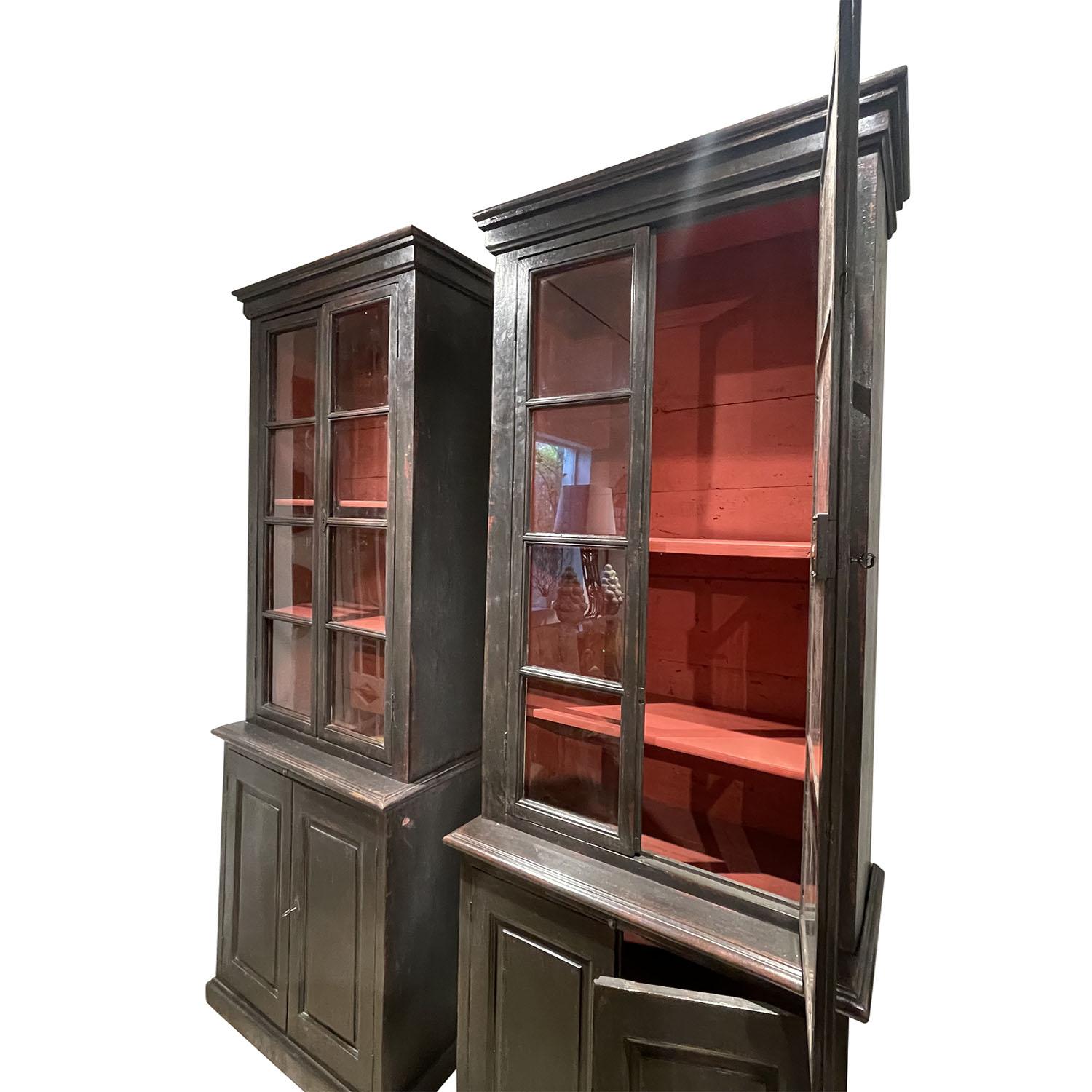 19th Century French Pair of Antique Provincial Sprucewood Bookcases, Cabinets In Good Condition For Sale In West Palm Beach, FL