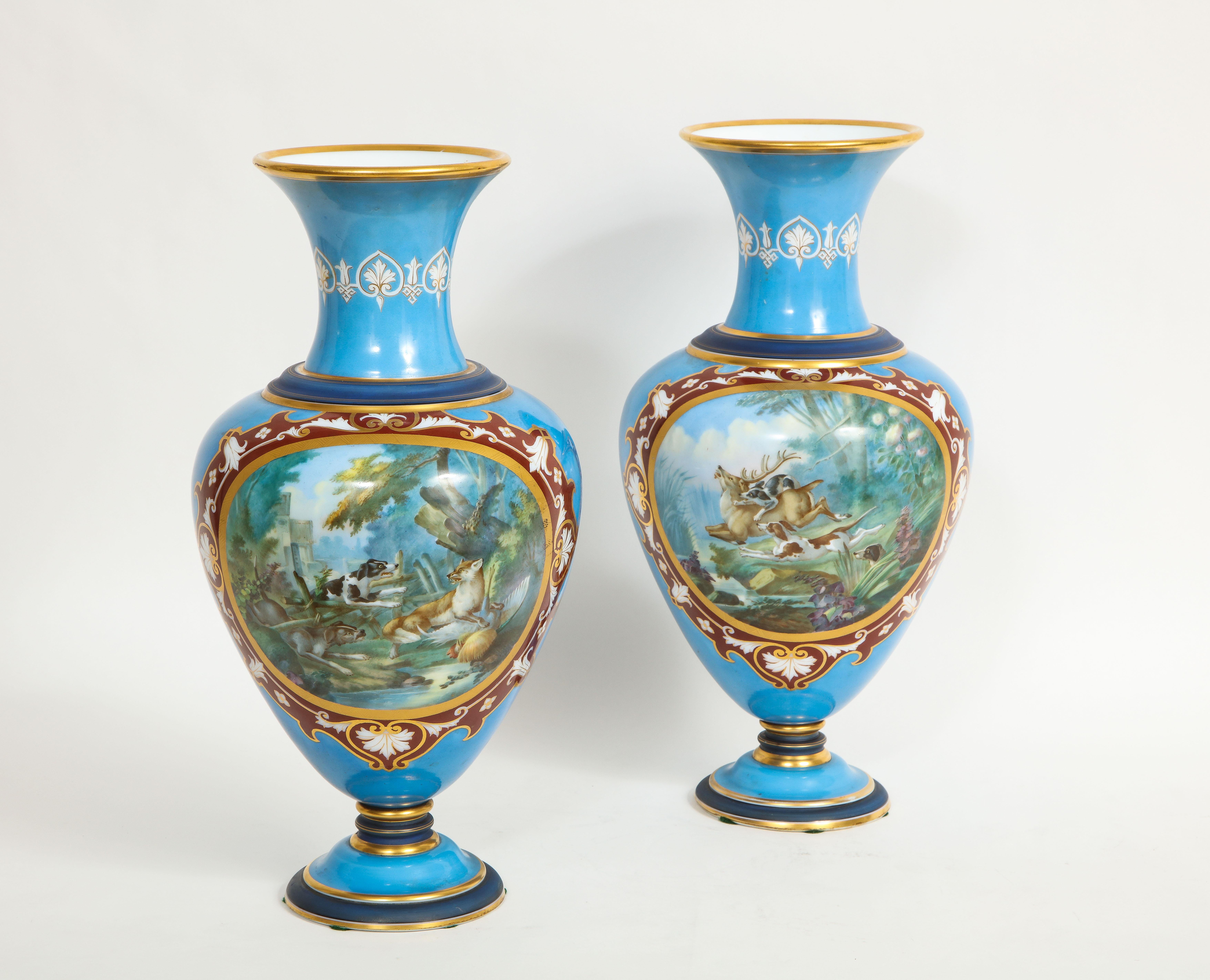 19th Century French Pair of Baccarat Enameled Opaline Vases with Hunting Scenes For Sale 1