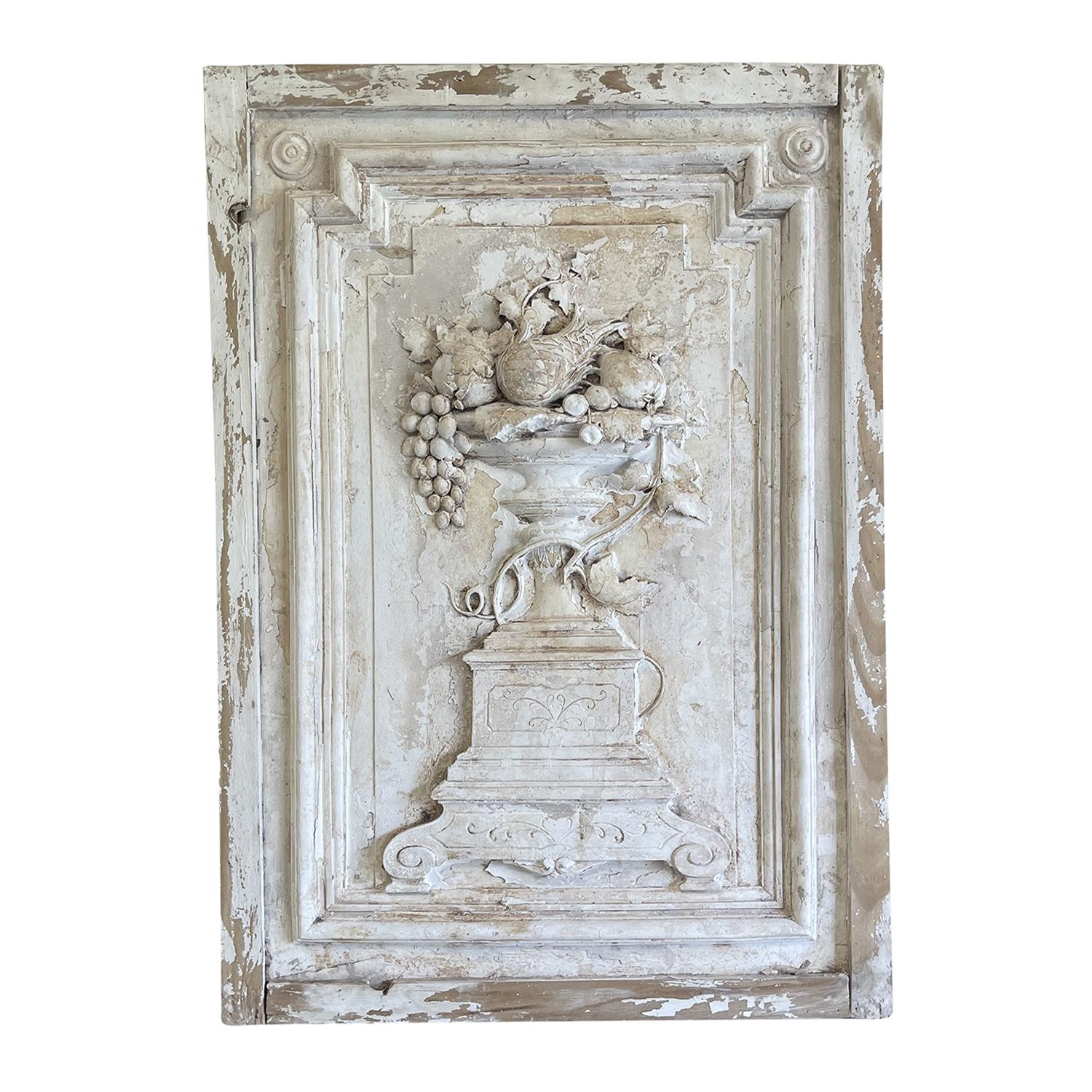19th Century French Pair of Baroque Style Stucco Sopraportes - Antique Panels In Good Condition For Sale In West Palm Beach, FL