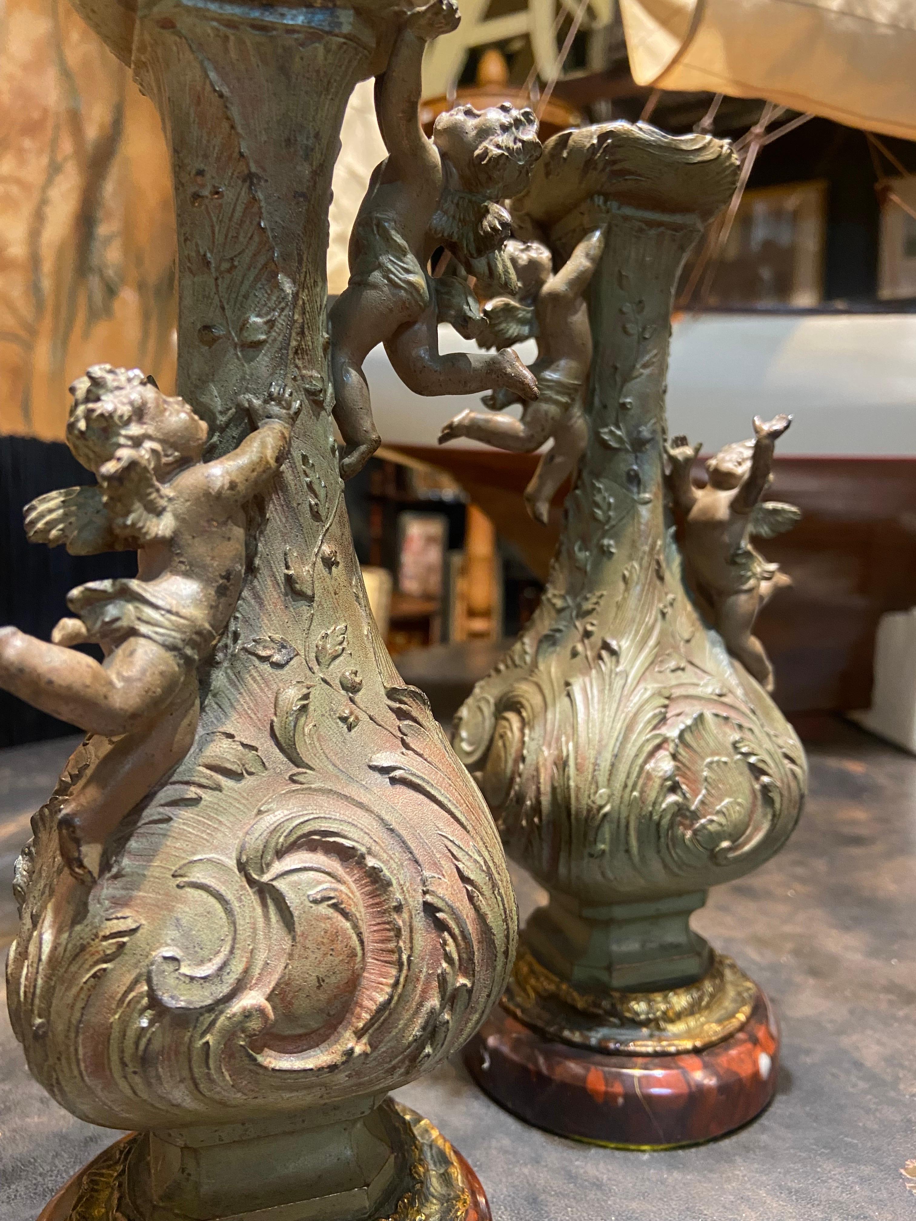 19th Century French Pair of Bronze Asymmetrical Vases Decorated with Angels In Good Condition For Sale In Sofia, BG