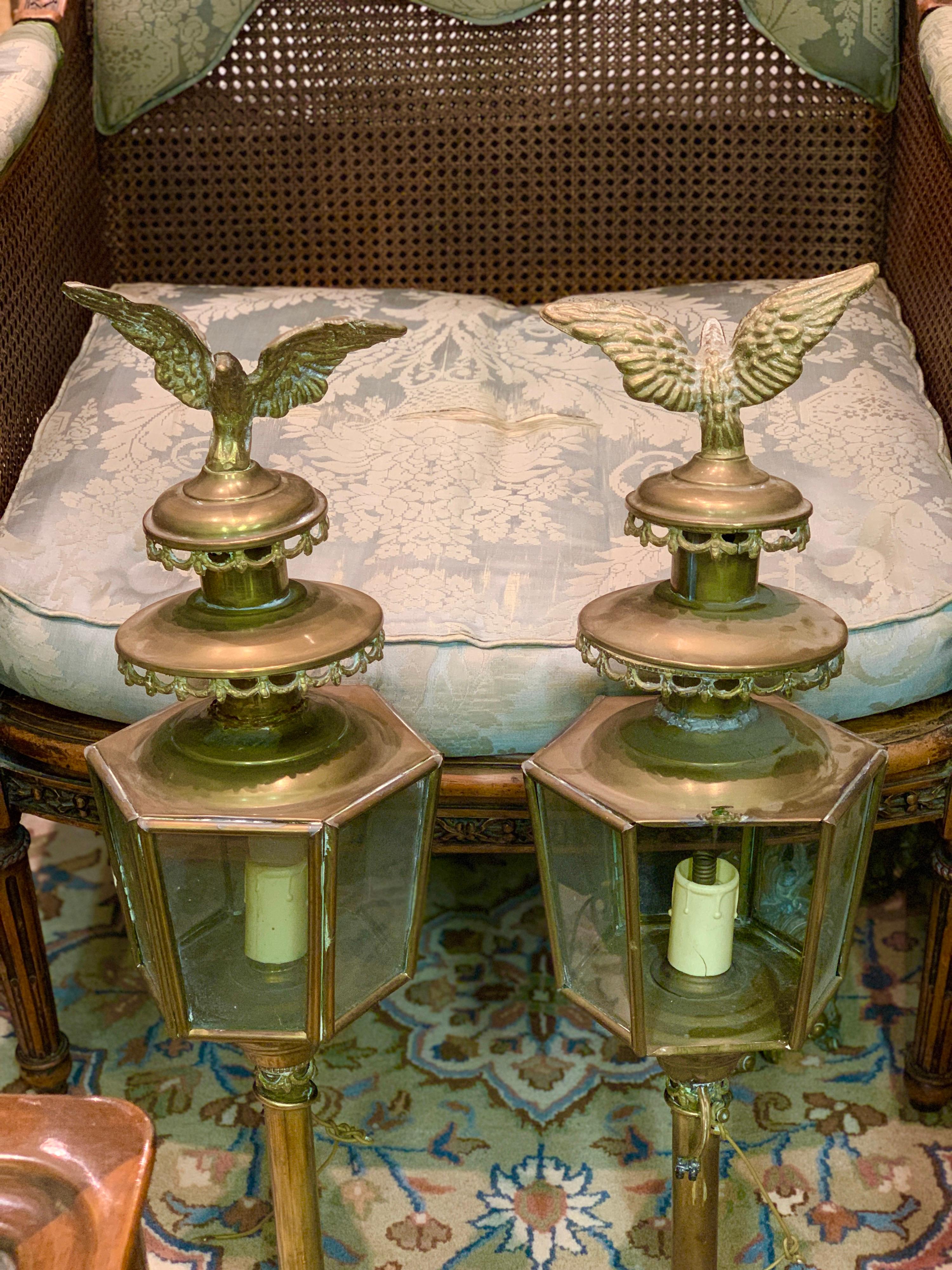 19th Century French Pair of Brass Carriage Lanterns with Eagles on the Top In Good Condition For Sale In Sofia, BG