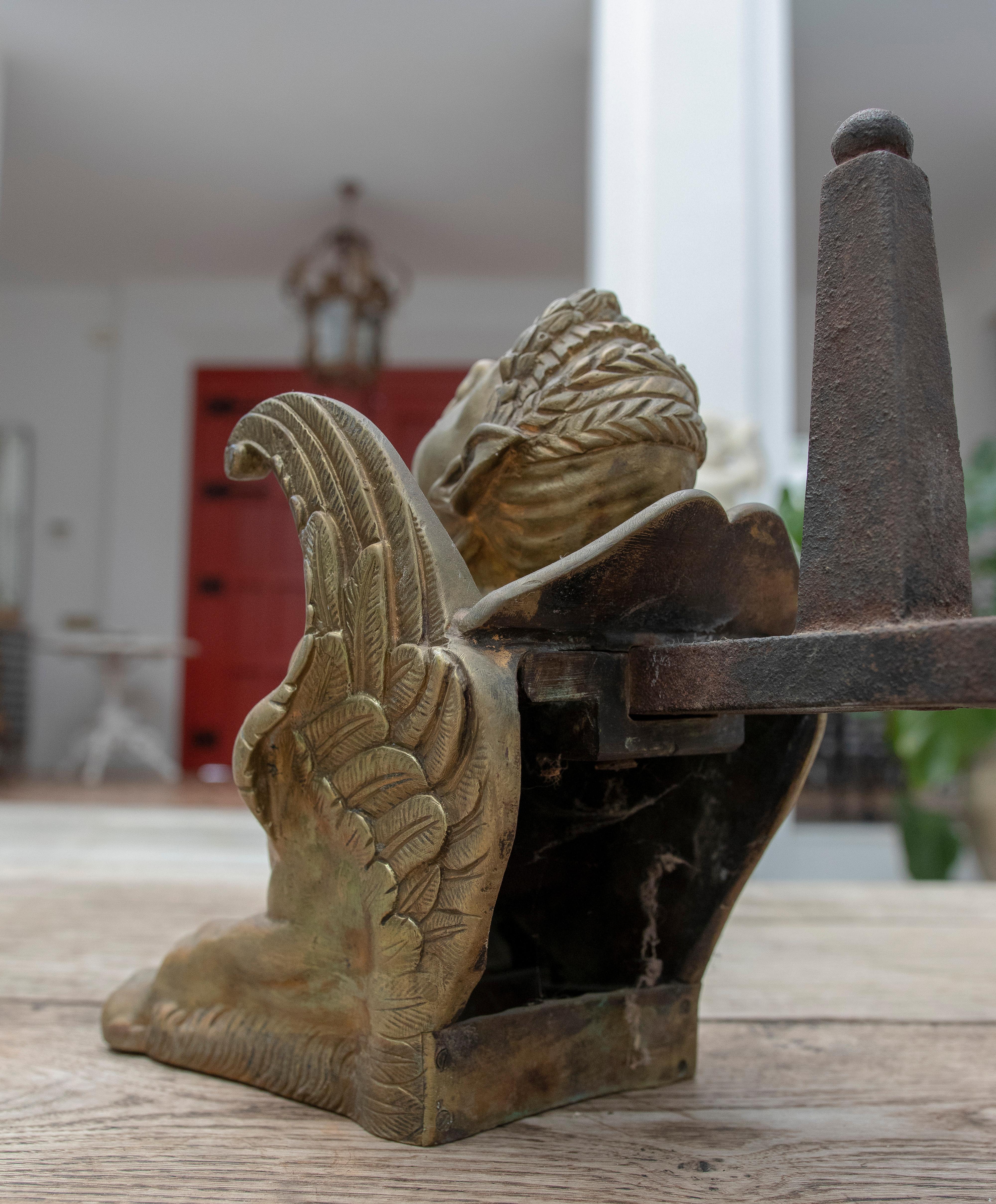 19th Century French Pair of Bronze Morels of Winged Characters For Sale 11