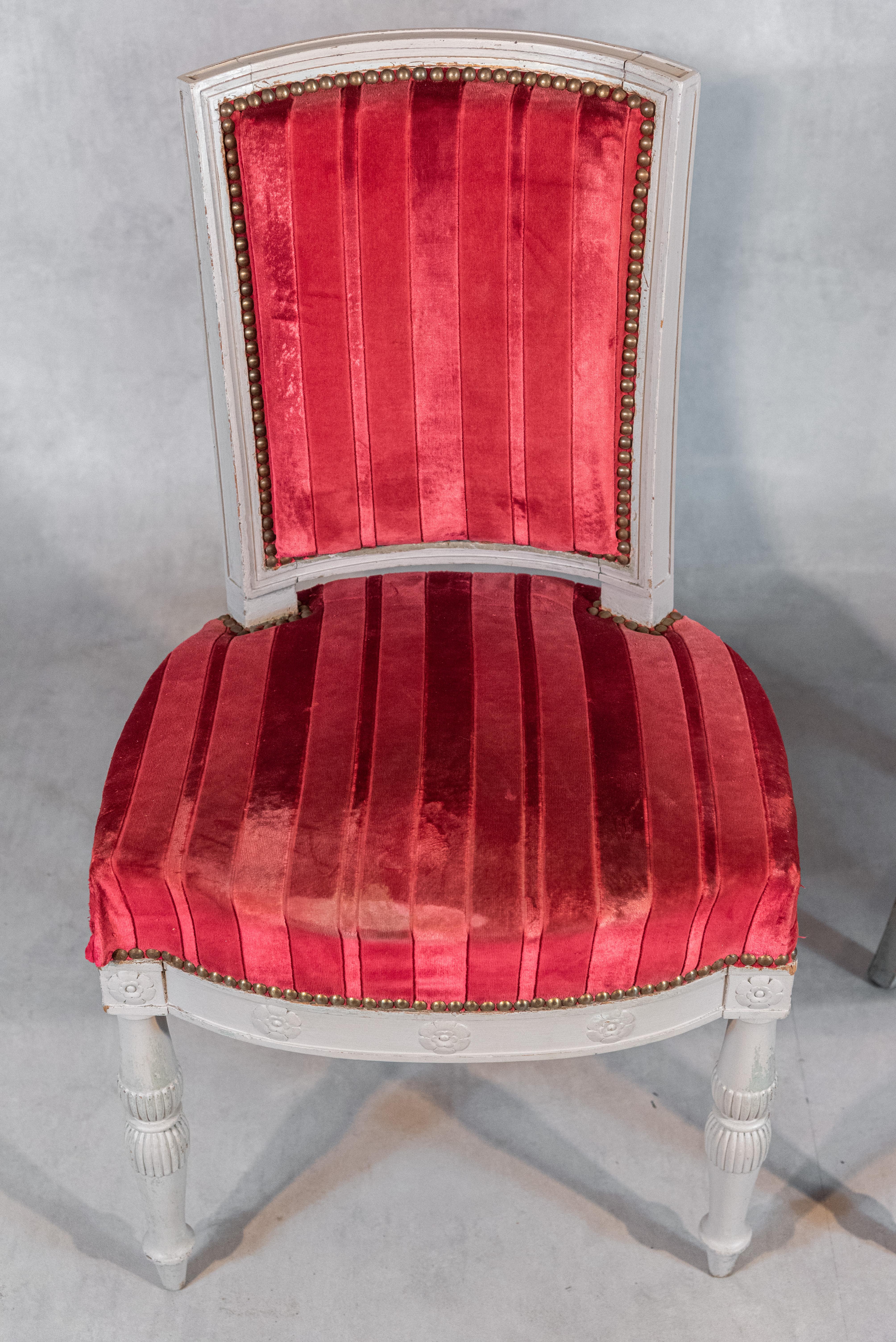 Französisches Paar Stühle aus dem 19. Jahrhundert im Zustand „Gut“ im Angebot in San Antonio, TX
