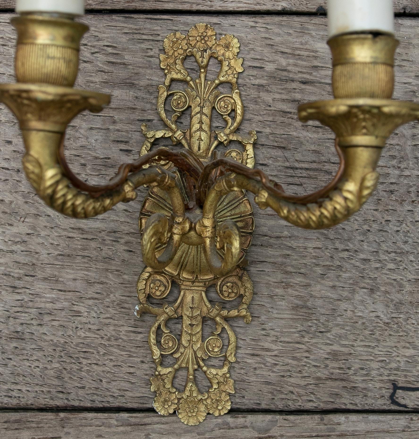 19th Century French Pair of Gilt Bronze Sconces For Sale 6