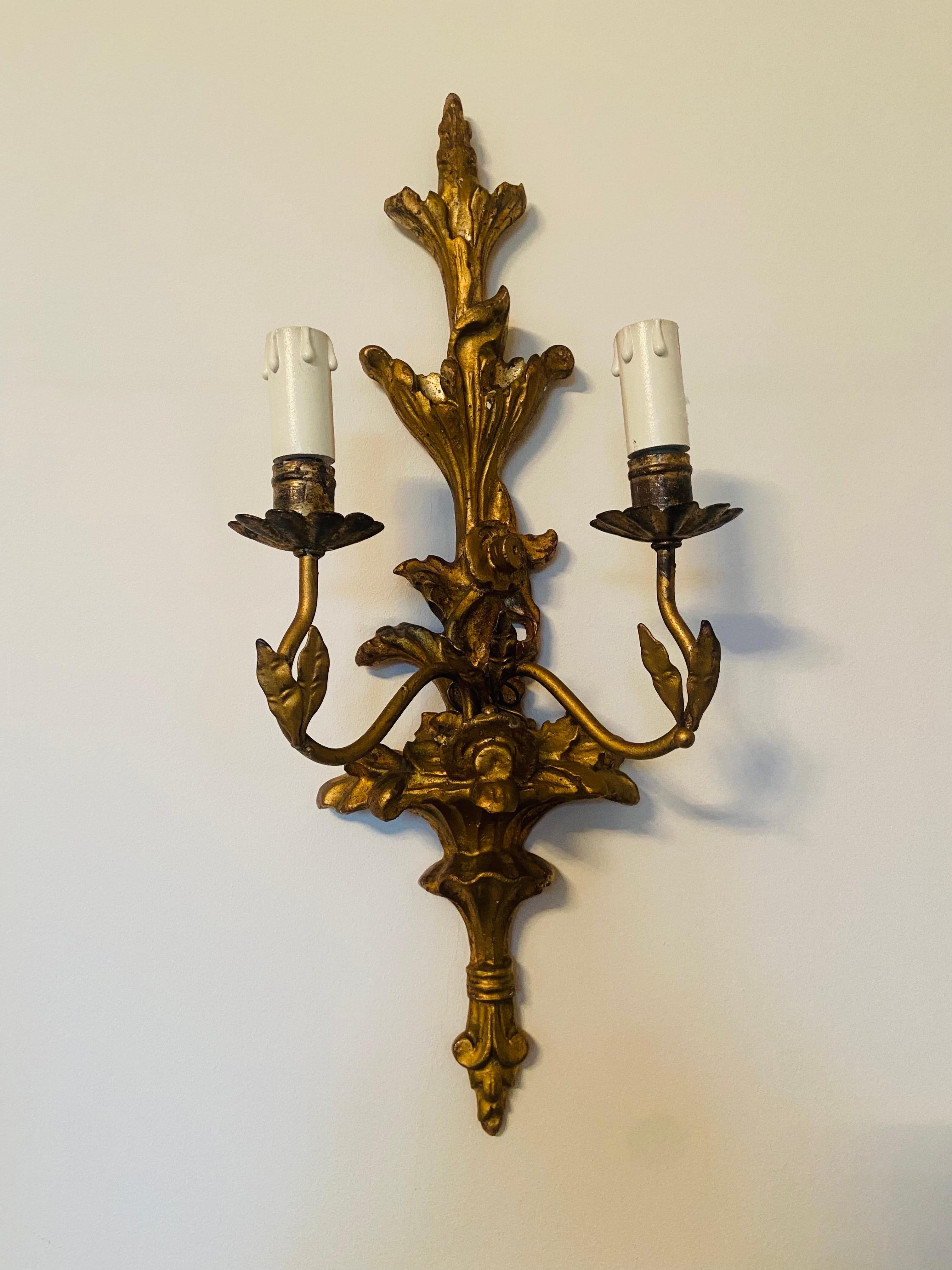 19th Century French Pair of Hand Carved Giltwood Baroque Style Sconces  For Sale 19
