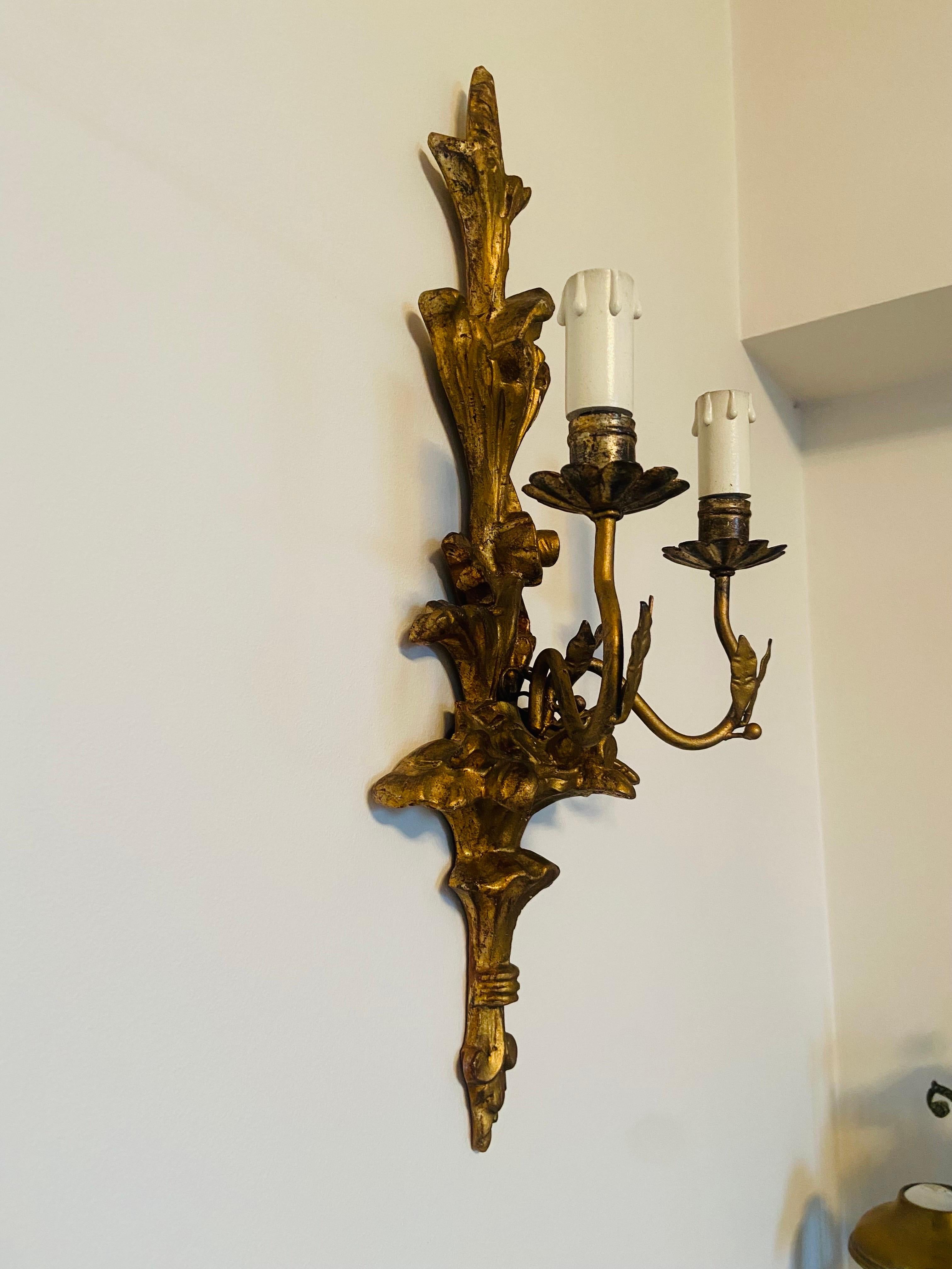 19th Century French Pair of Hand Carved Giltwood Baroque Style Sconces  For Sale 22
