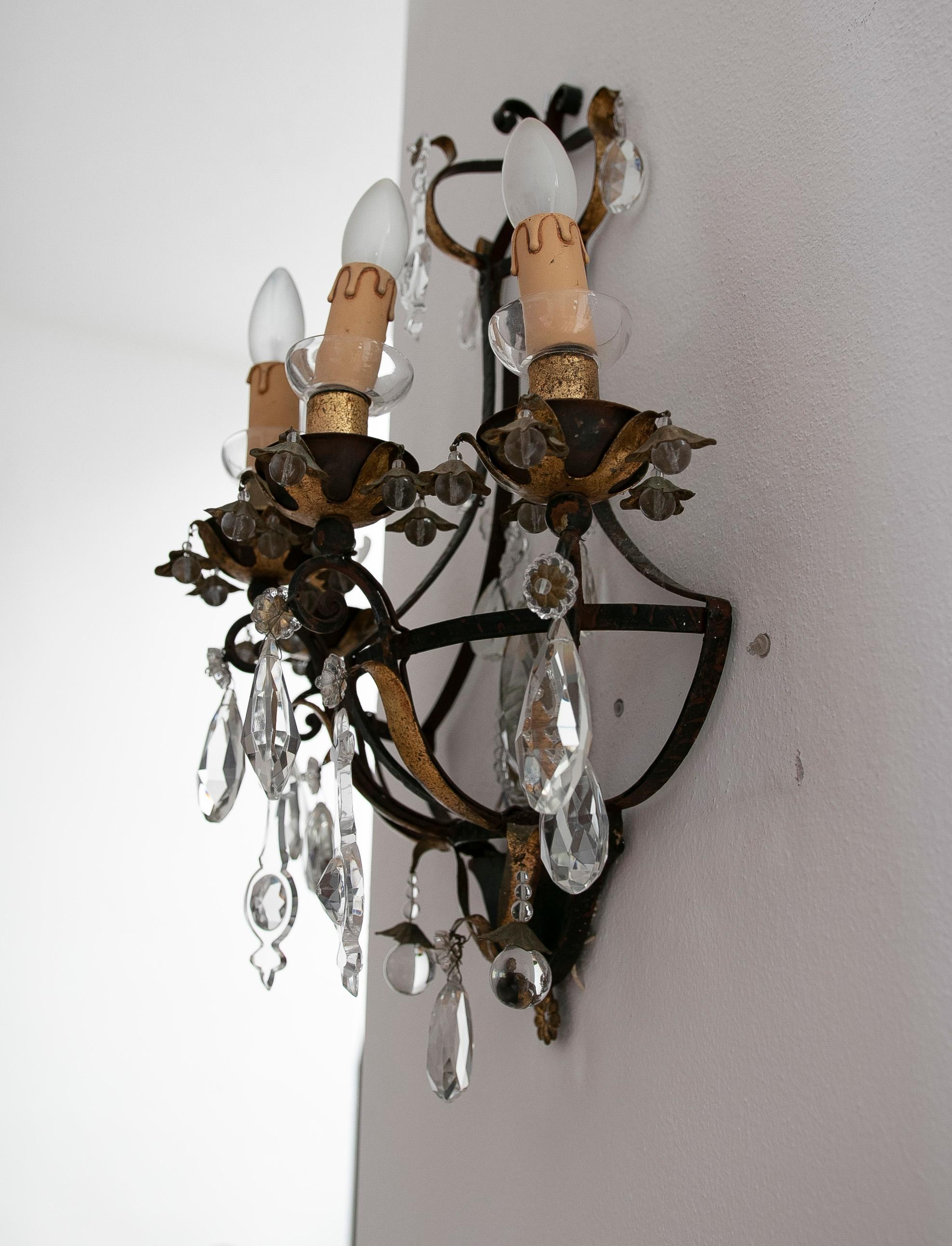 19th Century French Pair of Iron and Glass Wall Lights For Sale 1