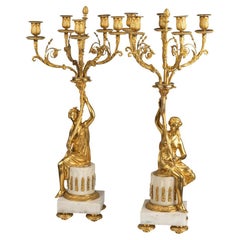 Paire de candélabres à cinq lumières en bronze doré de style Louis Xvi du 19ème siècle, vers 1880