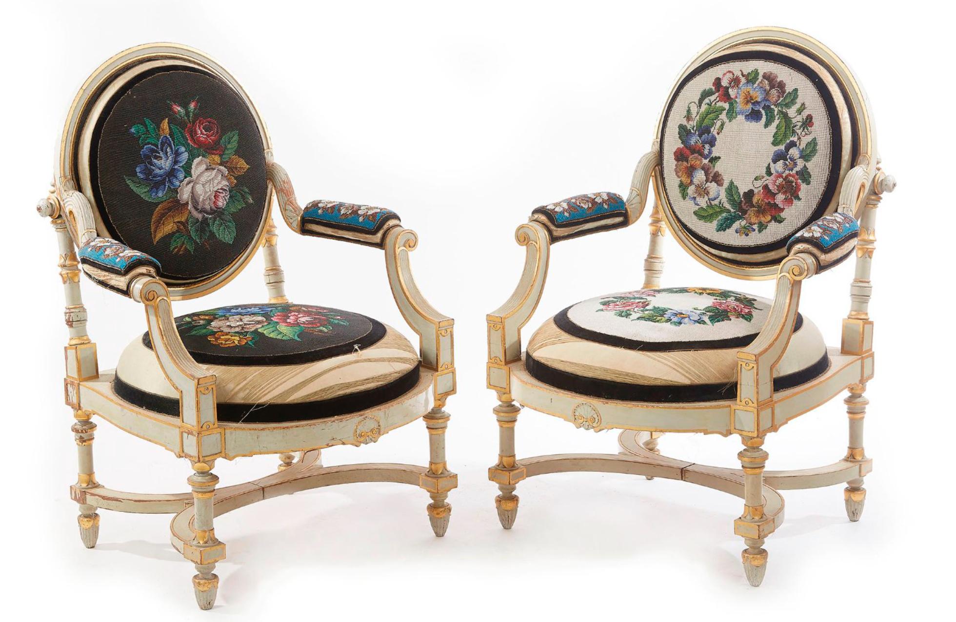 Pair of French armchairs in medallion shape made of hand-carved and painted wood with beautiful details and amazing upholstery.
France, circa 1860.