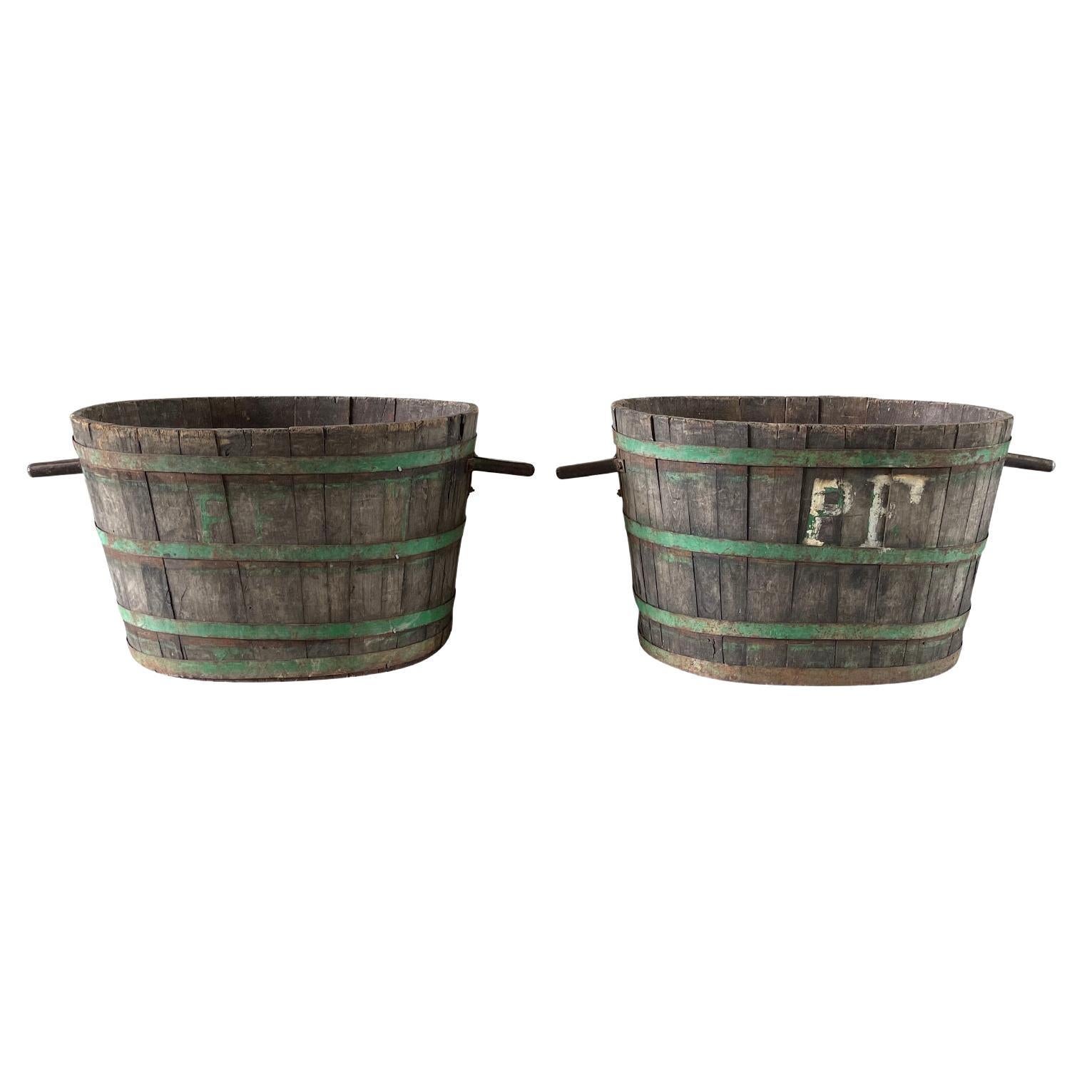 19th Century French Pair of Oakwood Grape Harvest Bucket Vert from Burgundy For Sale