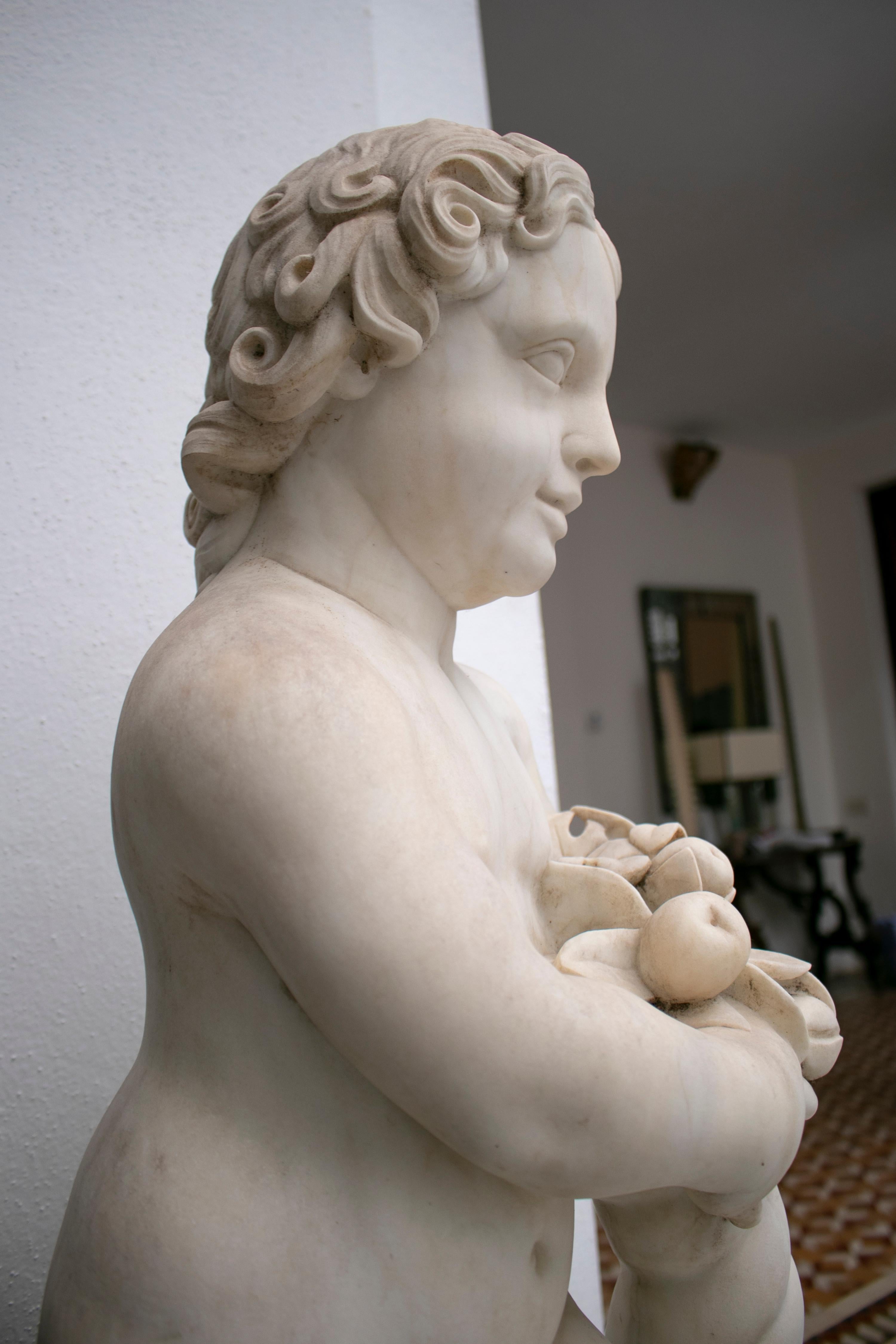 19th Century French Pair of White Carrara Marble Child Sculptures For Sale 3