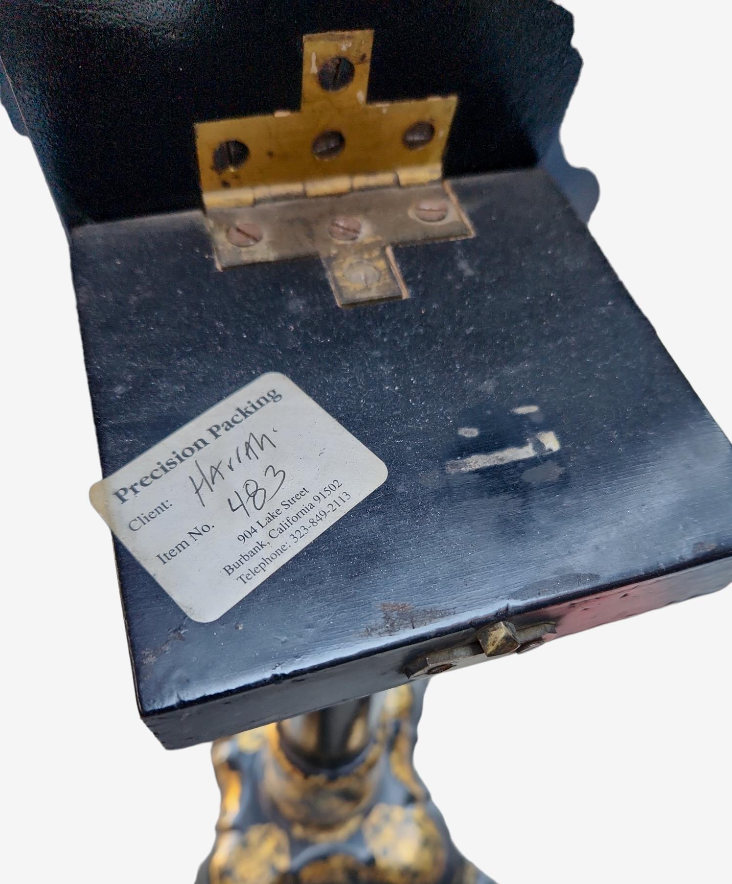 19th Century French Paper Machet Tilt-Top Table In Excellent Condition For Sale In Los Angeles, CA