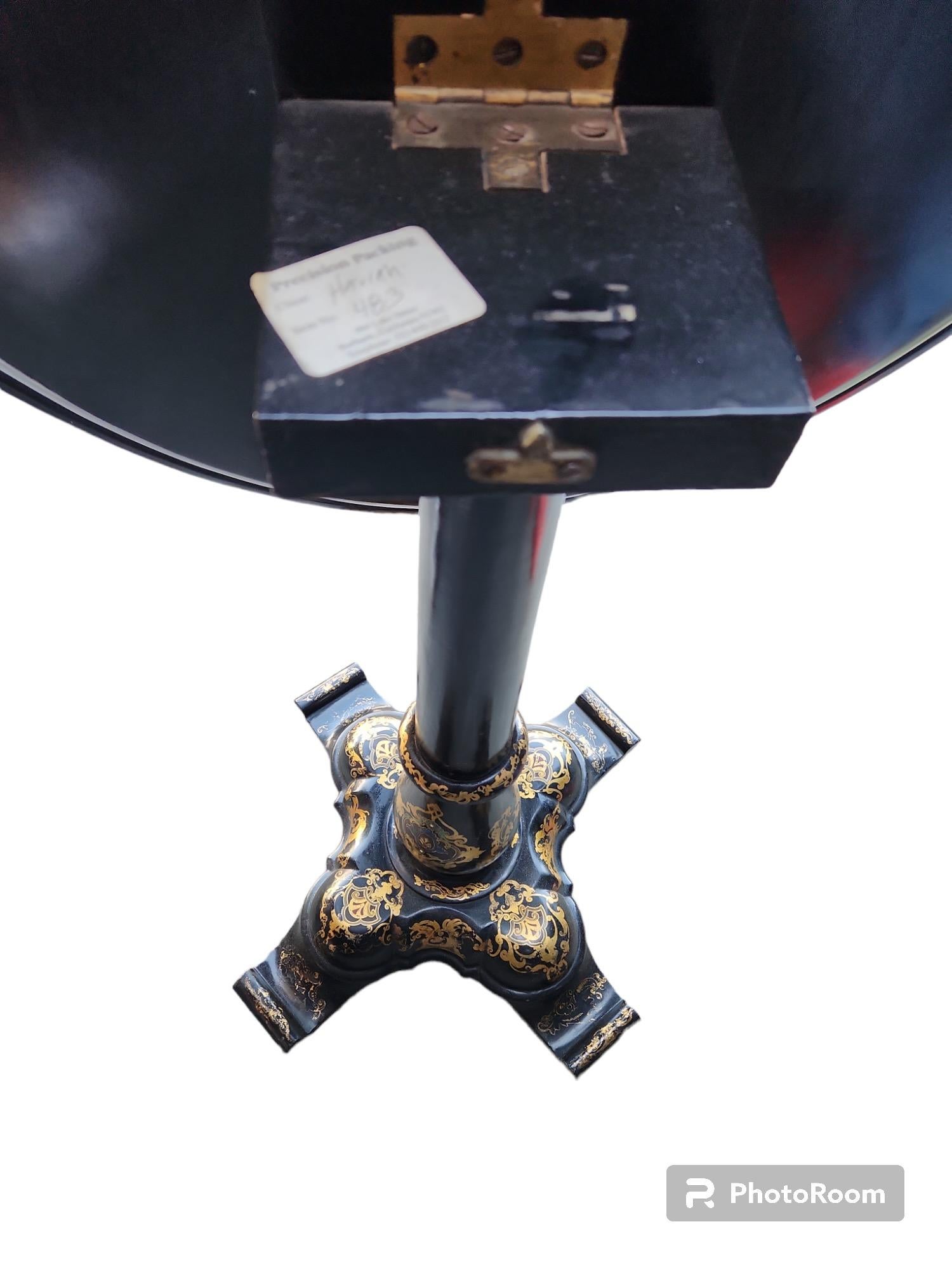 Mother-of-Pearl 19th Century French Paper Machet Tilt-Top Table For Sale