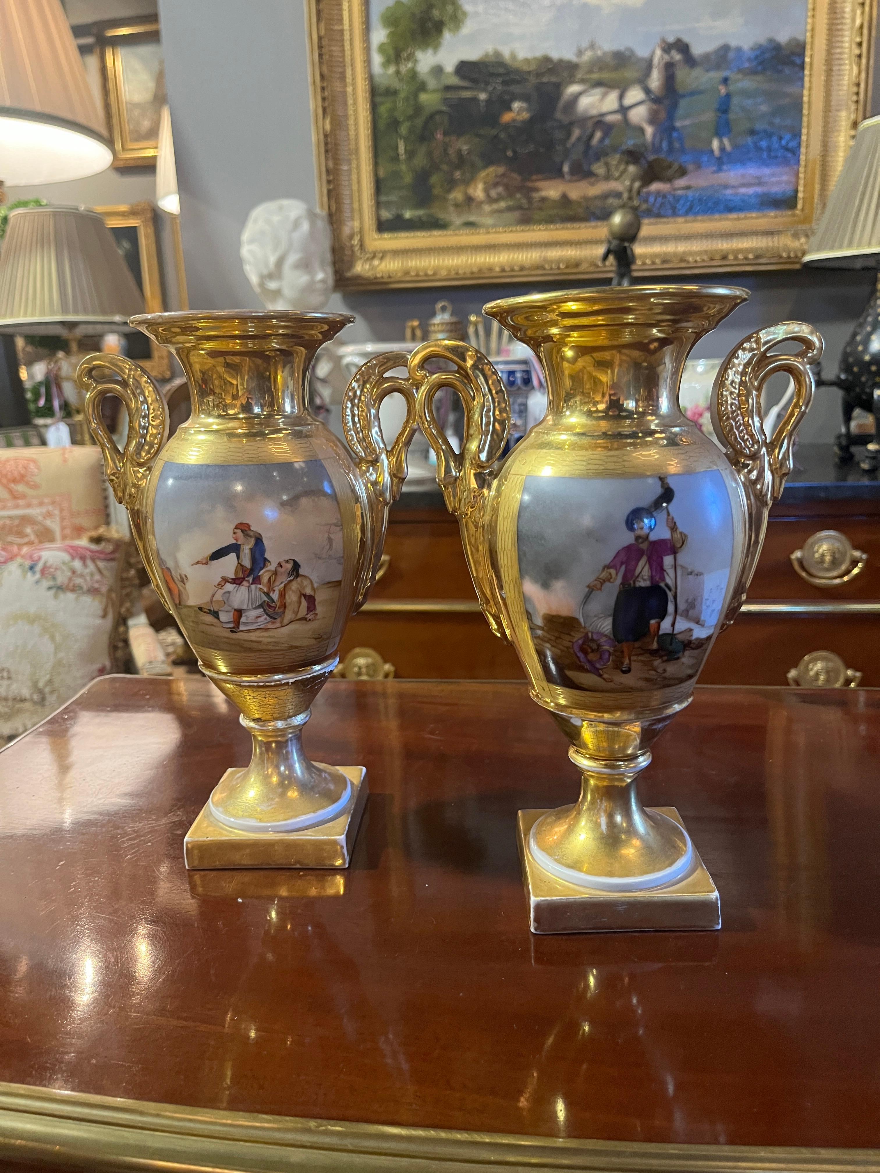 Stile impero Urne da campagna in porcellana francese di Parigi del XIX secolo in vendita