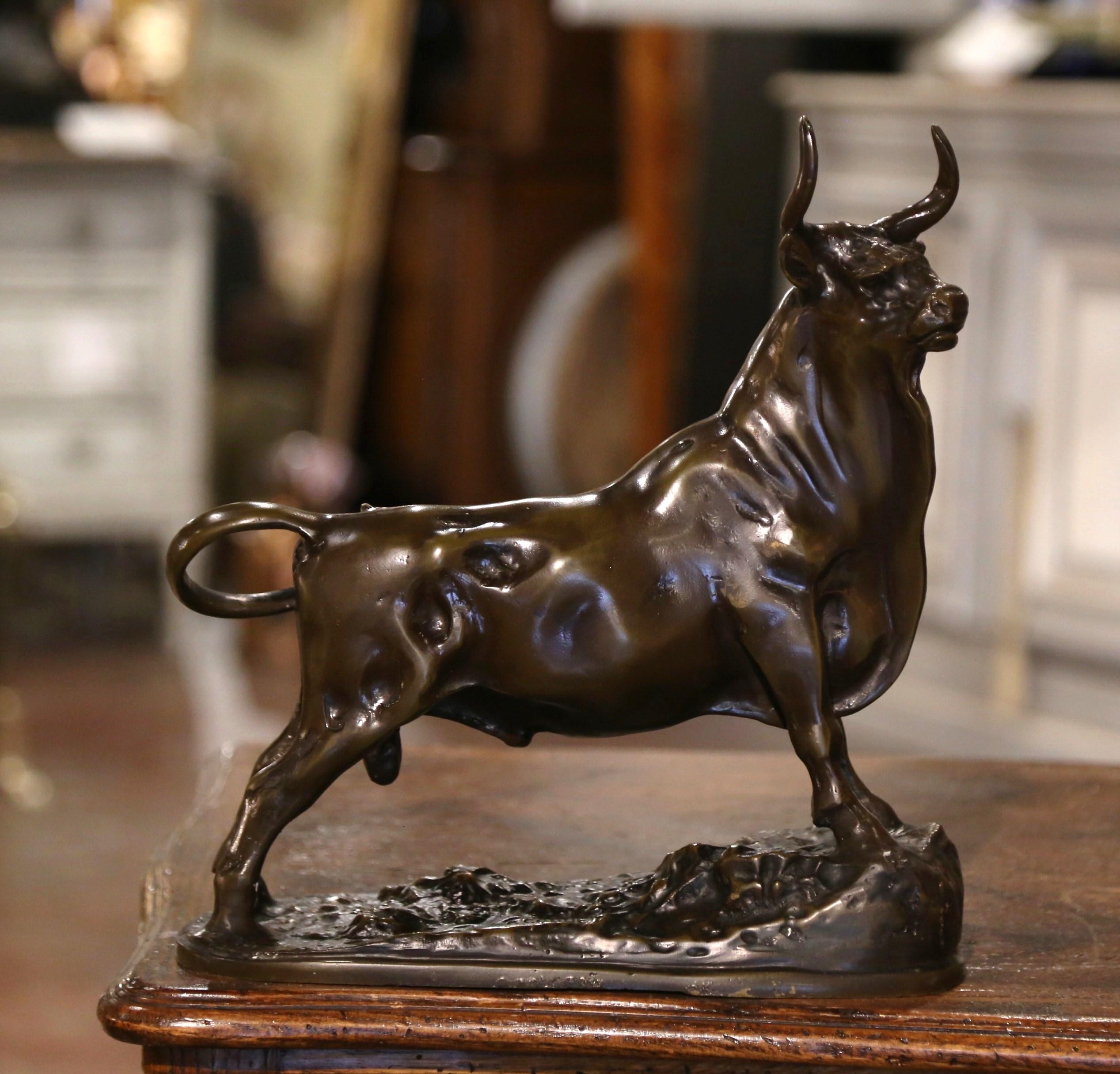 19th Century French Patinated Bronze Bull Sculpture Signed G. Gardet For Sale 3