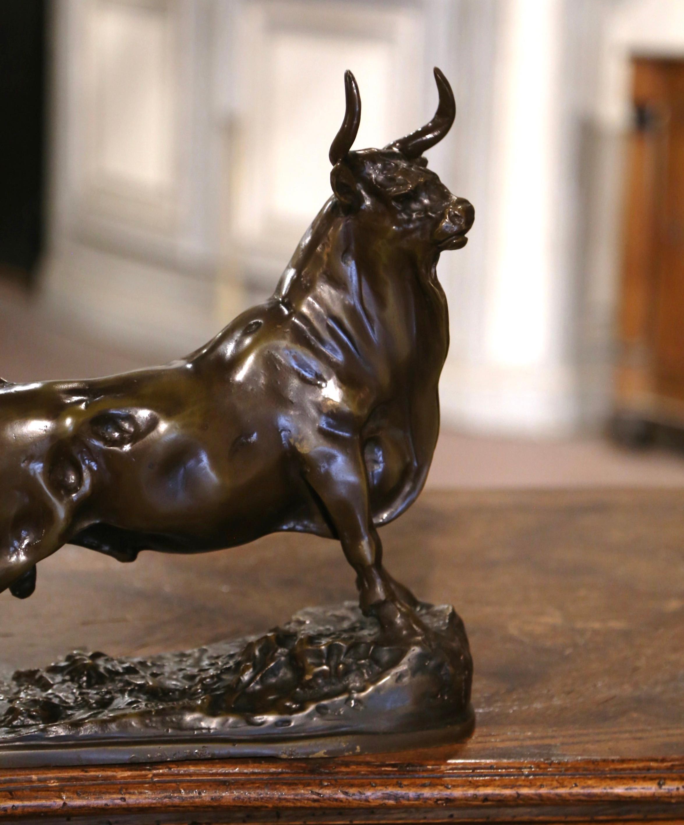 19th Century French Patinated Bronze Bull Sculpture Signed G. Gardet For Sale 4