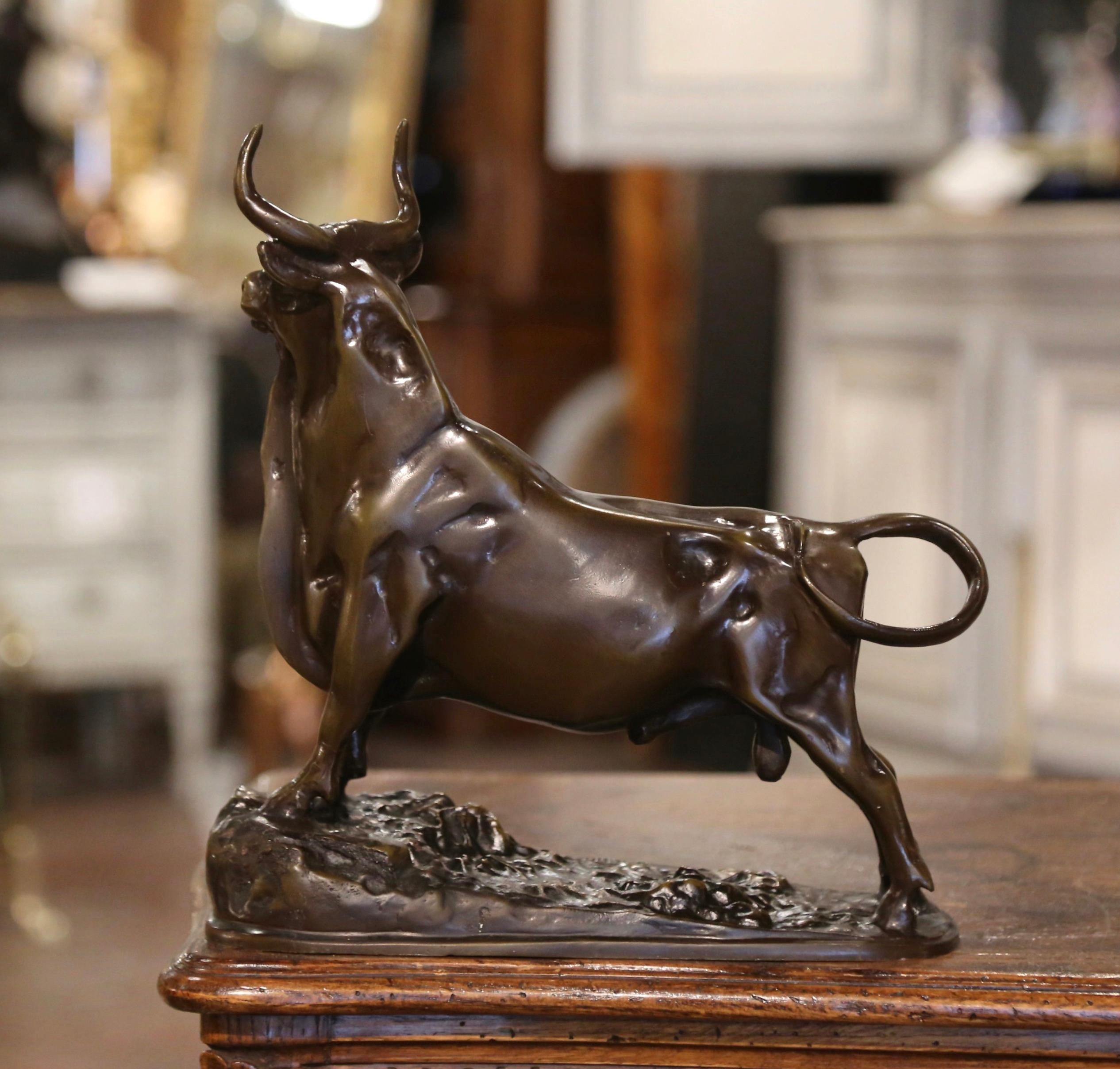 19th Century French Patinated Bronze Bull Sculpture Signed G. Gardet For Sale 6