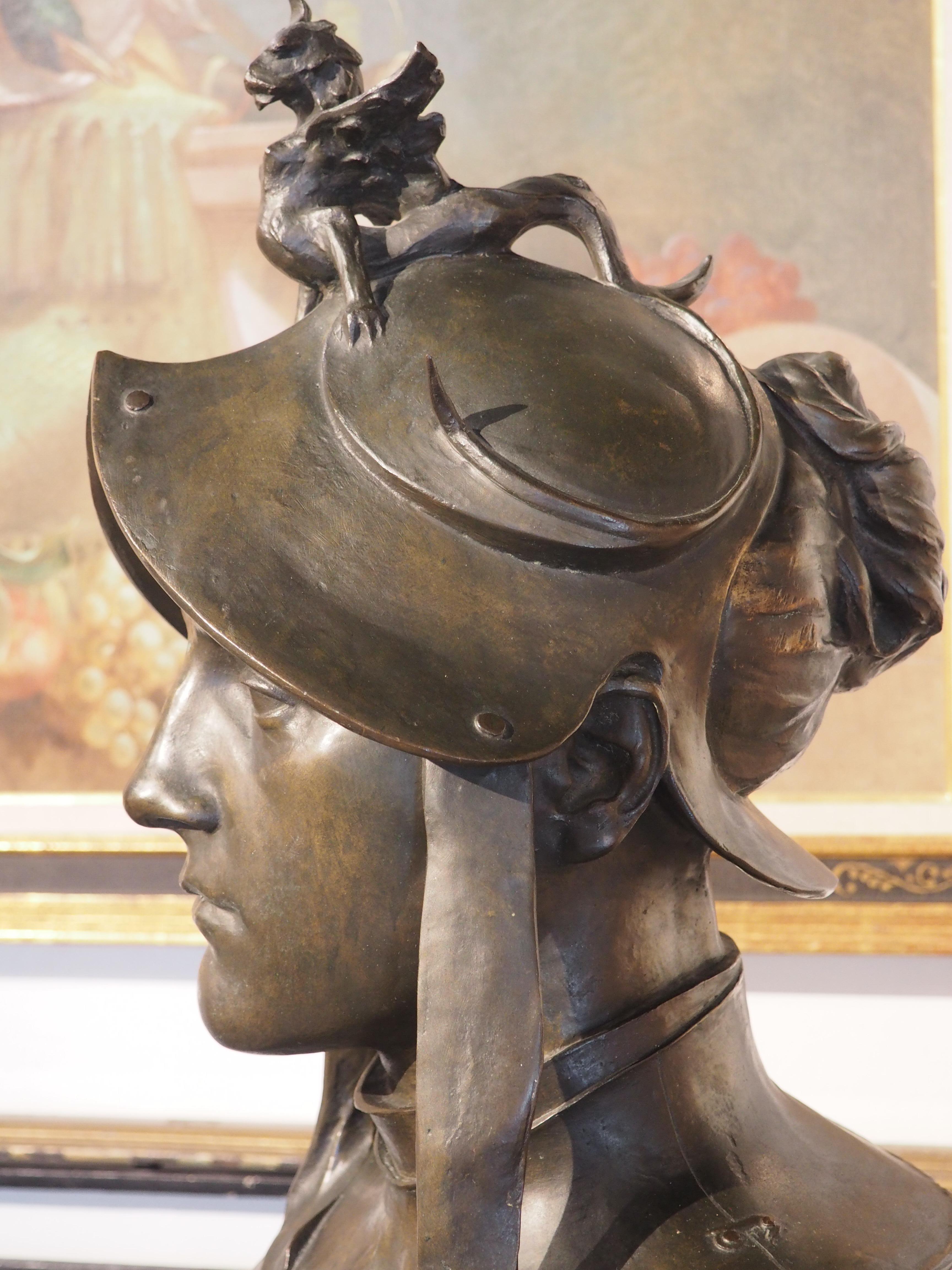 XIXe siècle Buste d'un soldat en bronze patiné français du 19ème siècle