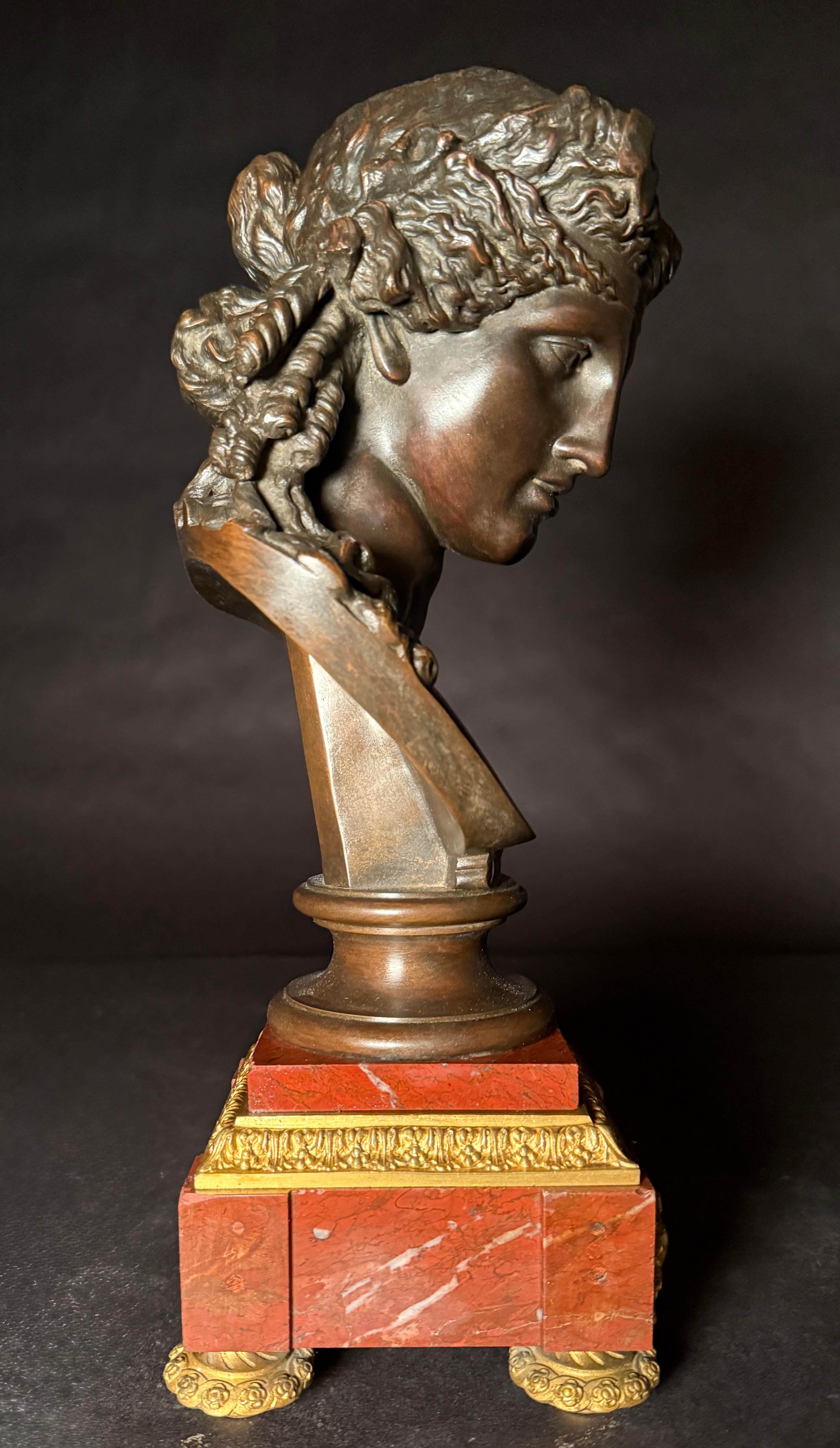 Grand Tour Busto di Arianna in bronzo patinato francese del XIX secolo in vendita