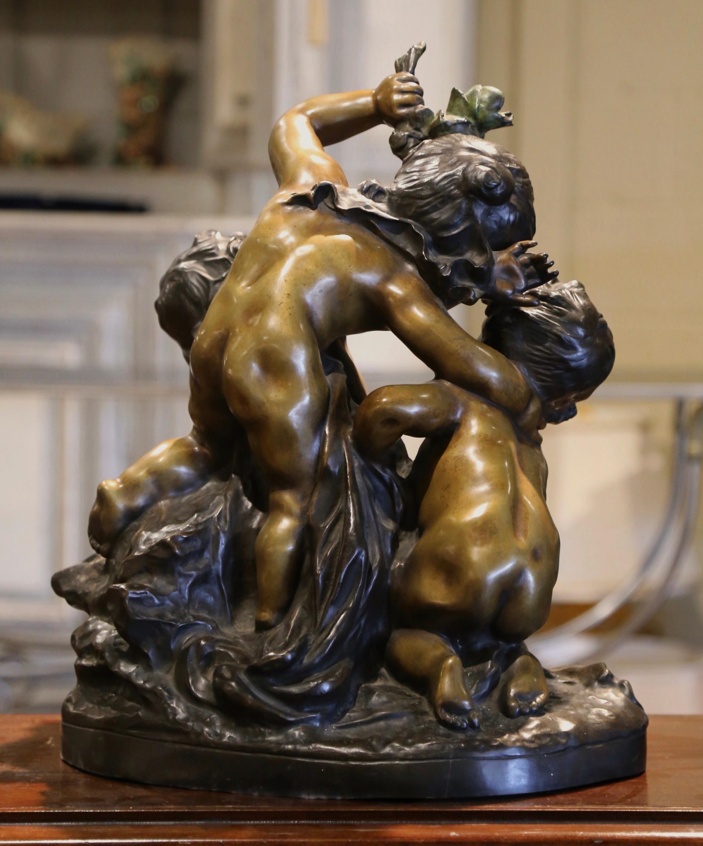 Composizione di cherubini in bronzo patinato francese del XIX secolo, firmata Raphael Ch. Peyre in vendita 1