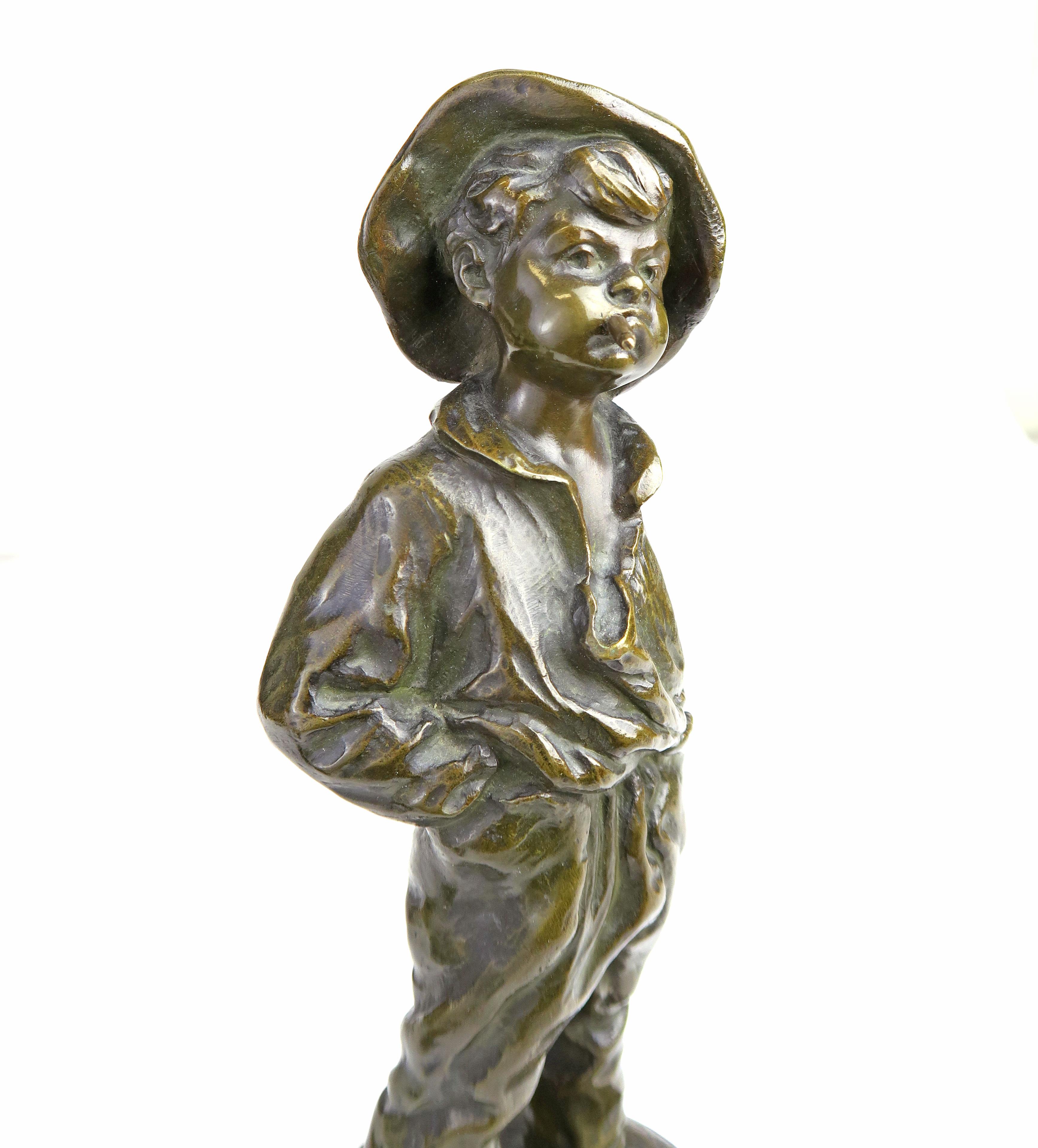 Sculpture figurative française du 19ème siècle en bronze patiné de Louis Kley en vente 2