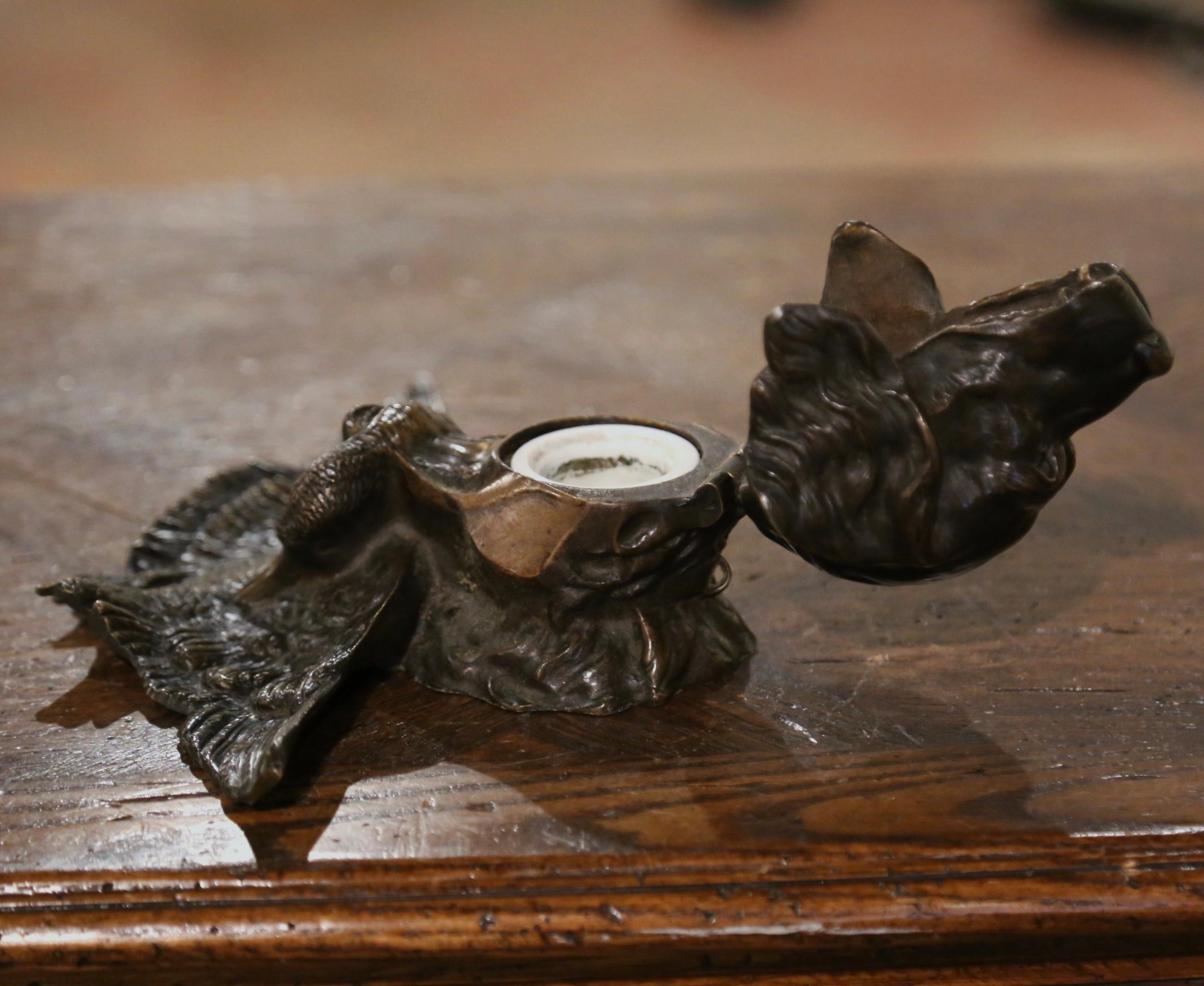 19th Century, French, Patinated Bronze Hunting Dog and Duck Inkwell For Sale 4