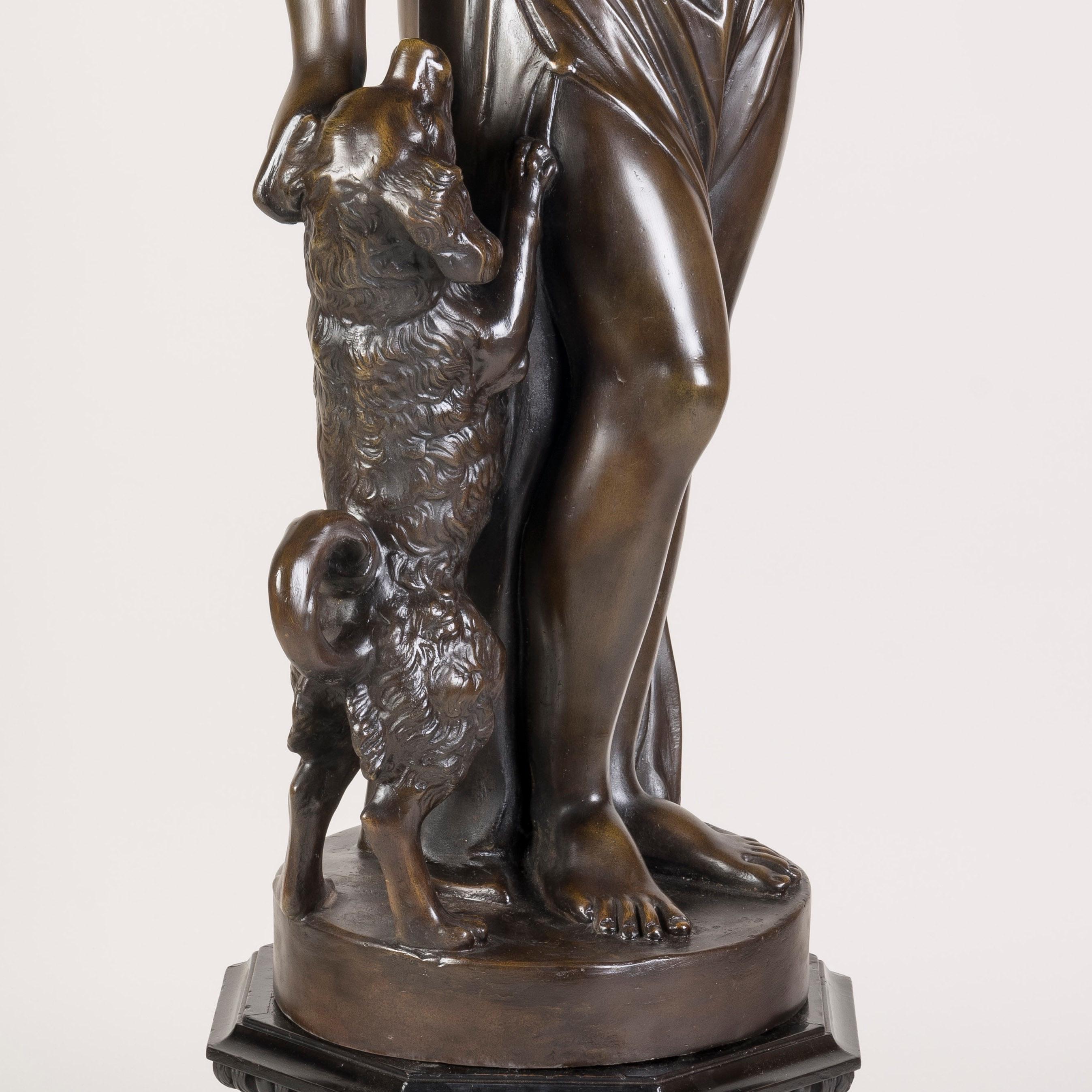 Figura de escayola patinada francesa del siglo XIX y su perro en venta 3