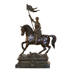 Figure de Joan d'Arc sur cheval en acier patiné français du 19ème siècle