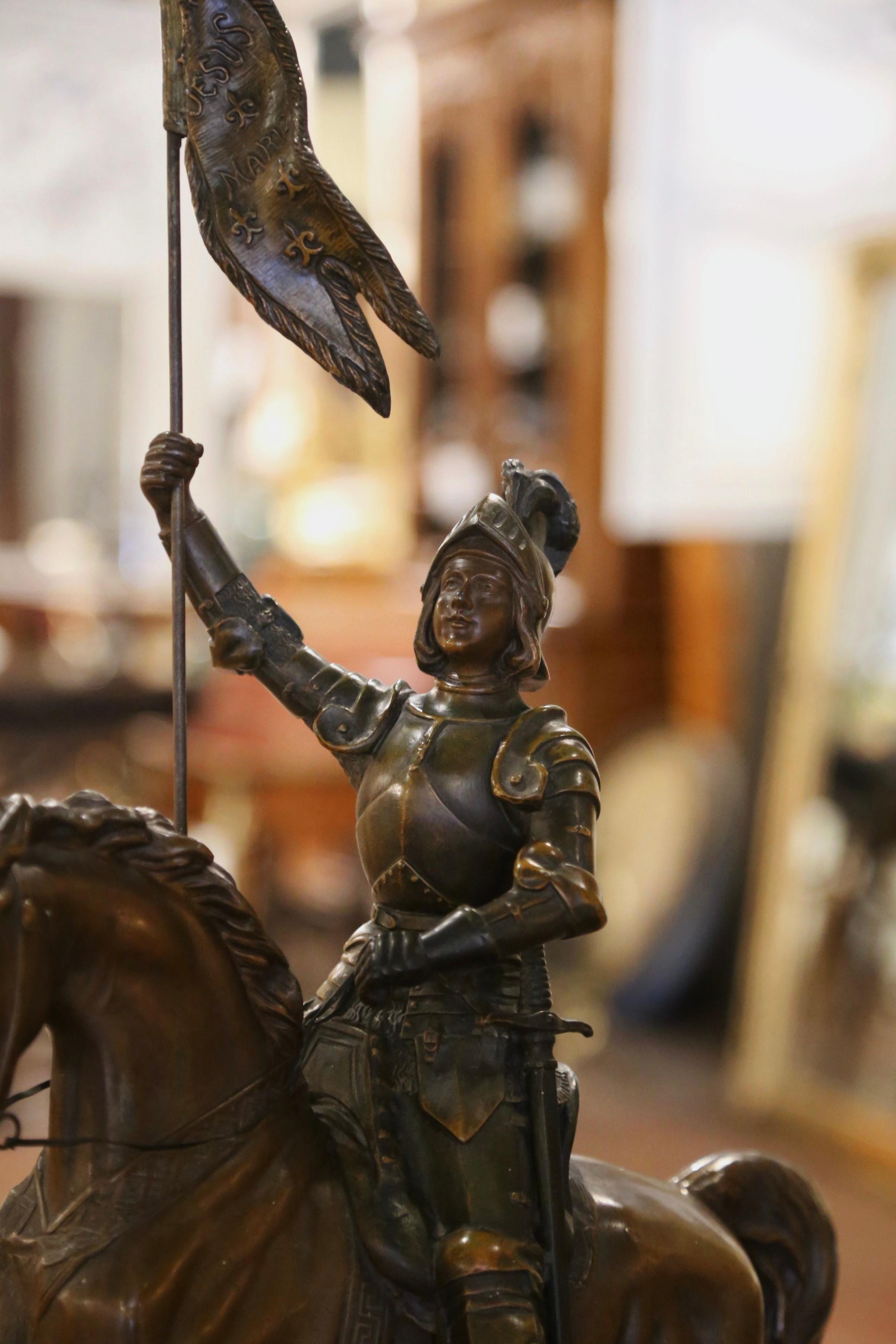 Französische patinierte Zinnstatue-Komposition „Joan des Arc auf Pferd“, 19. Jahrhundert im Angebot 2