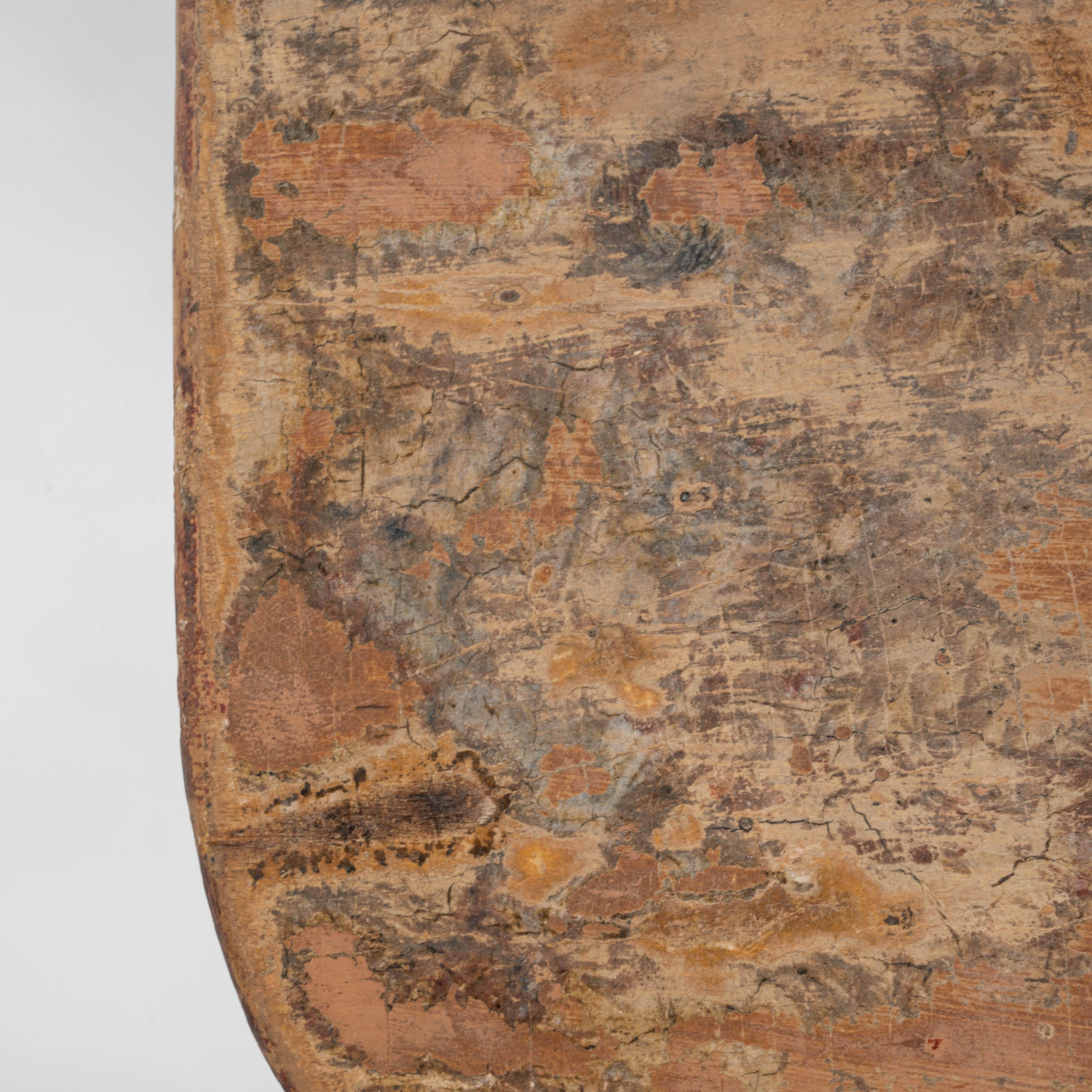Commode en bois patiné français du 19ème siècle en vente 7