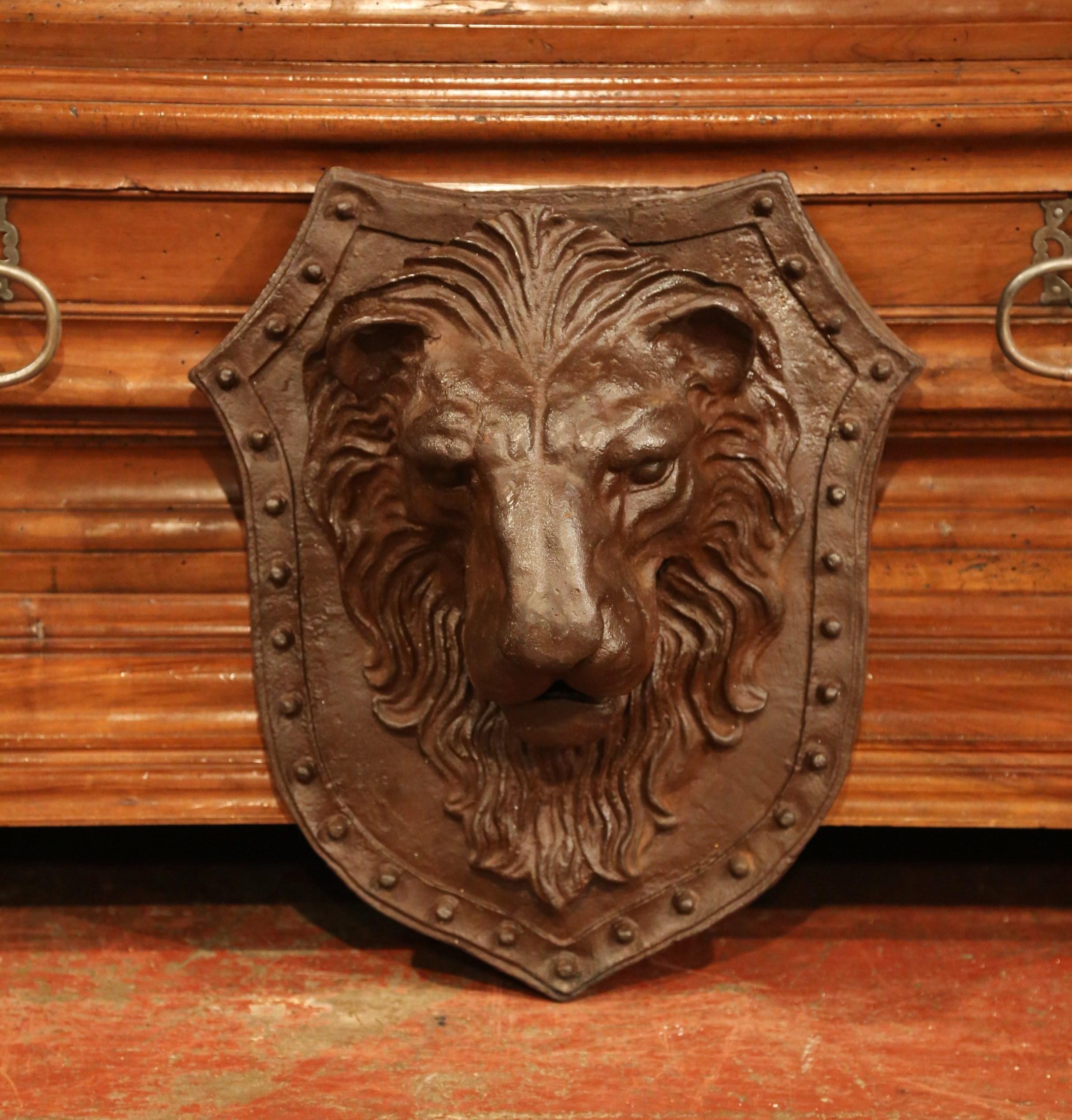 19th Century French Patinated Wrought Iron Lion Head Wall-Mounted Crest 1