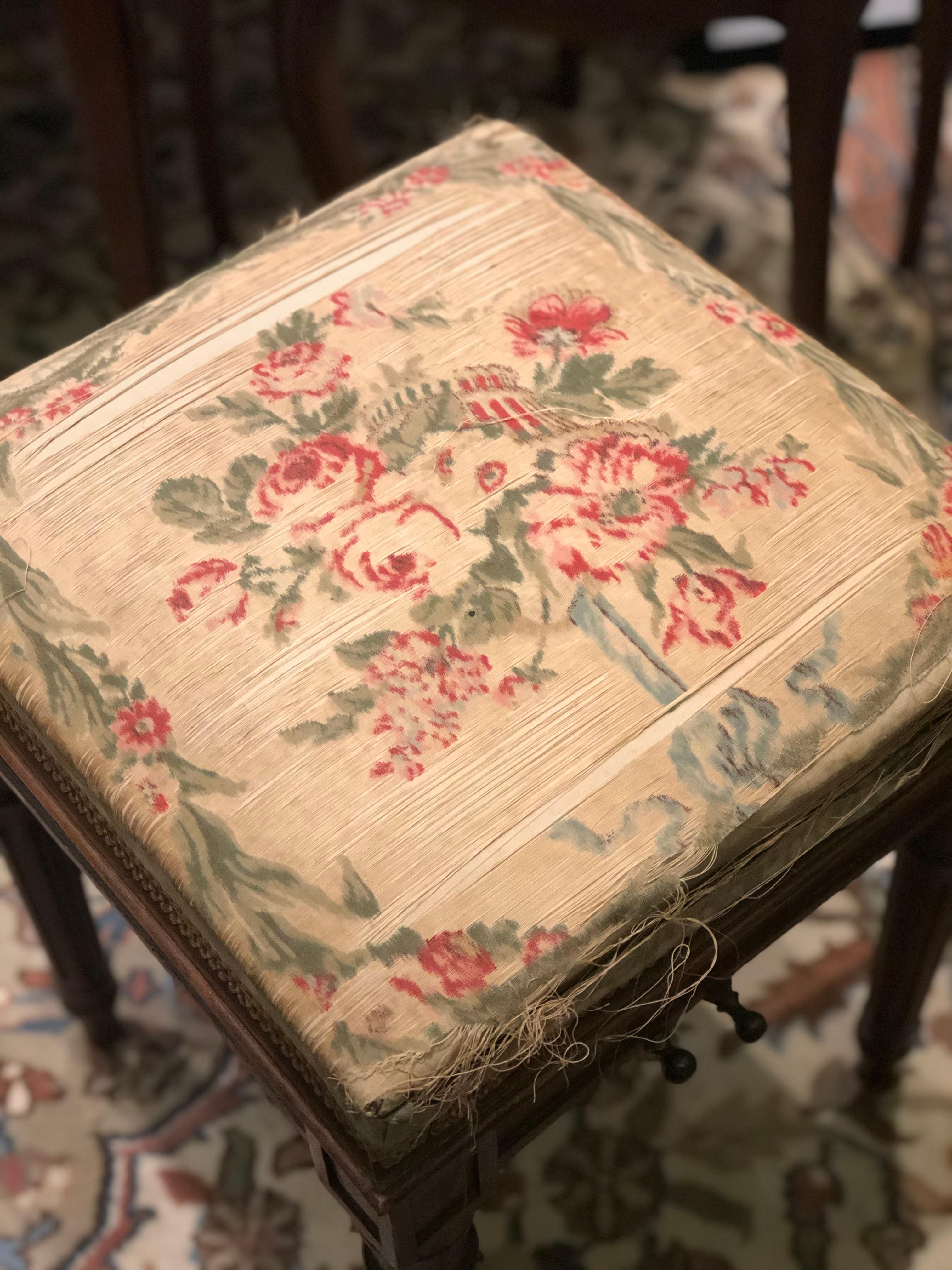 19th Century French Piano Stool with Mouton Reverse System and Silk Top In Fair Condition For Sale In Sofia, BG