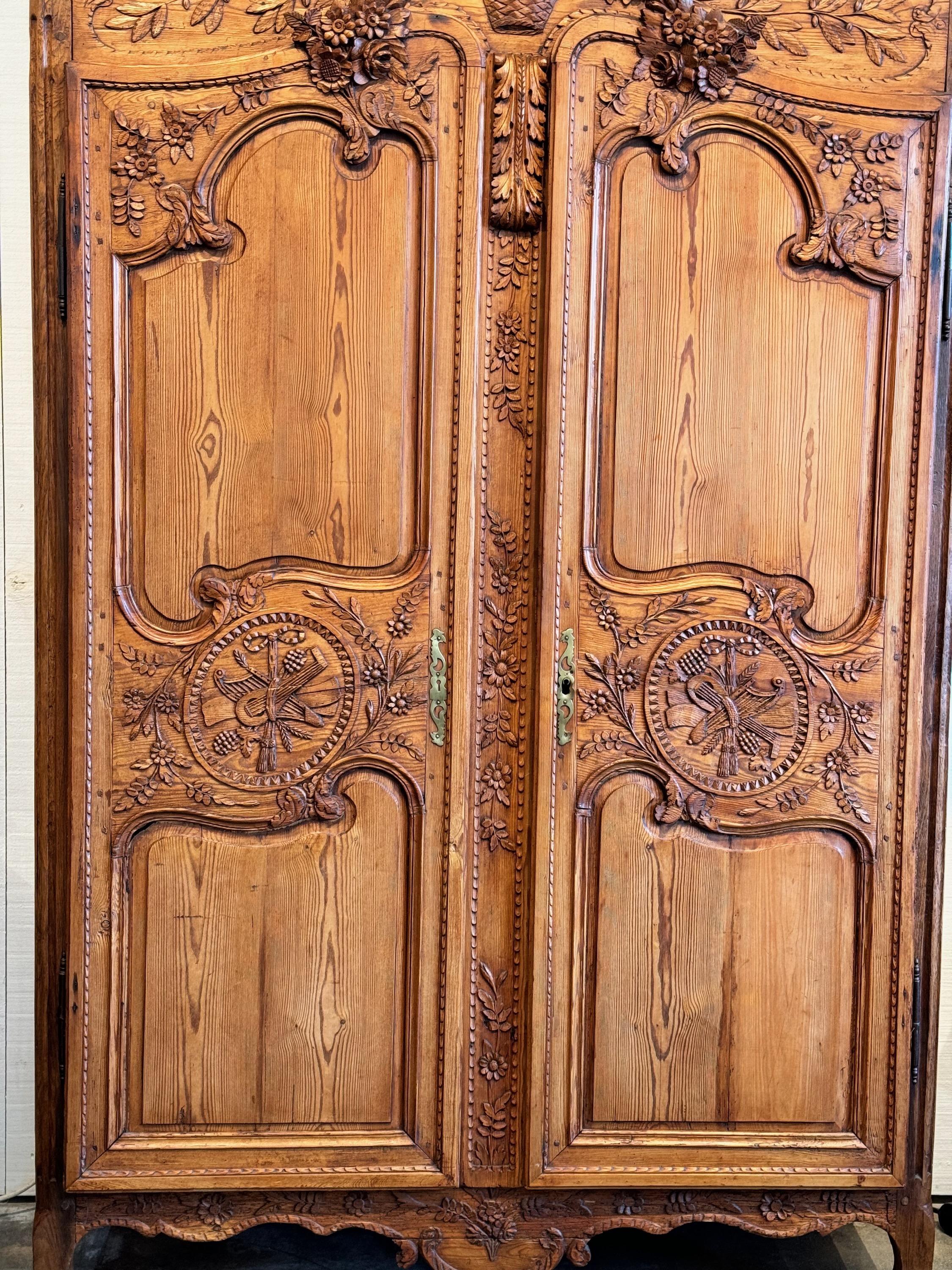 19th Century French Pine Armoire In Good Condition In Charlottesville, VA