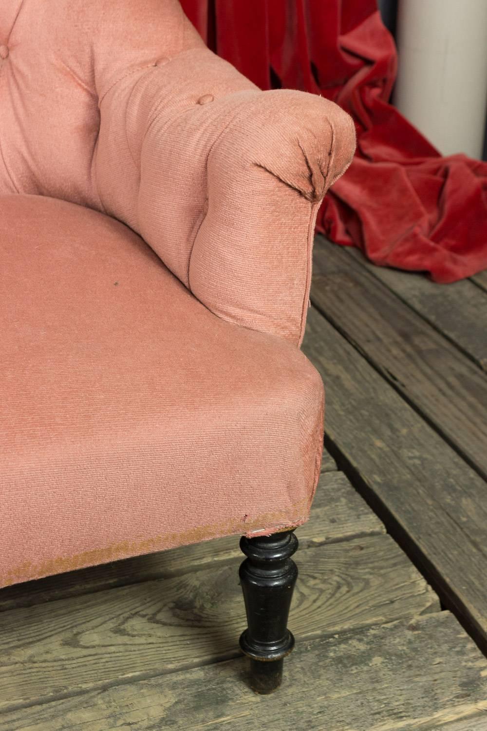 19th Century French Pink Tufted Settee 1