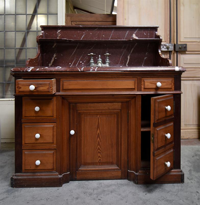 19th Century French Pitch Cupboard Sink with Marble Top In Good Condition In Udenhout, NL