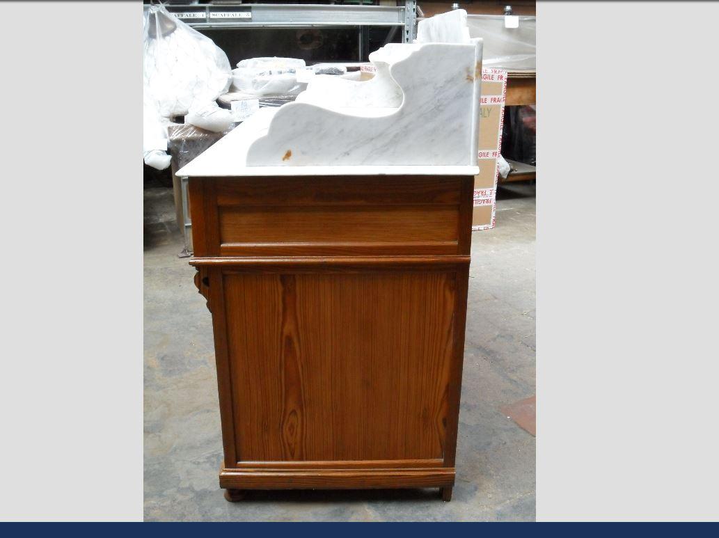 19th Century French Pitch Pine Cupboard Sink with Carrara Marble Top, 1890s In Good Condition In Florence, IT