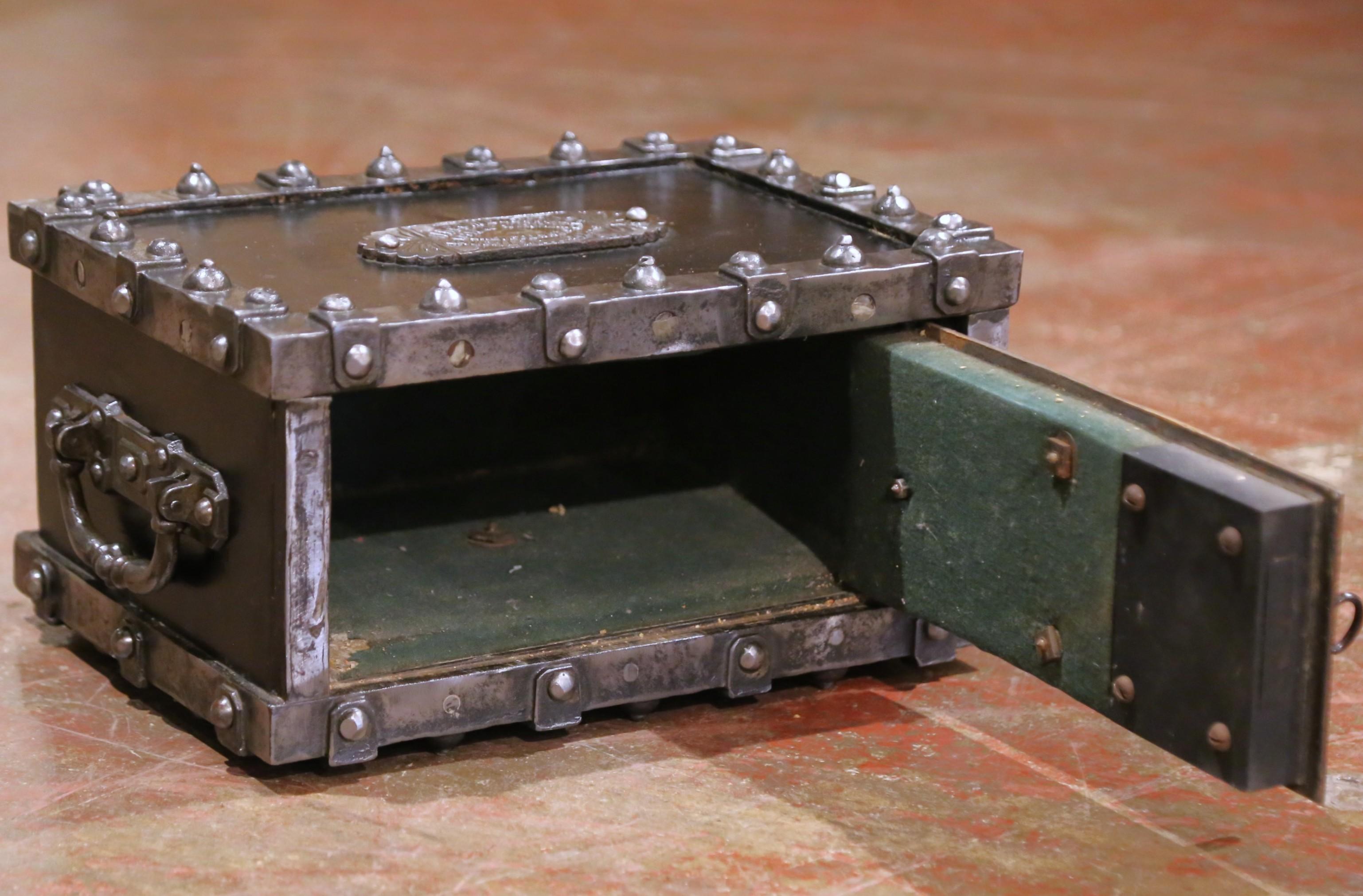 Gothic 19th Century French Polished Bauche Fireproof Strongbox with Royal Coat of Arms For Sale
