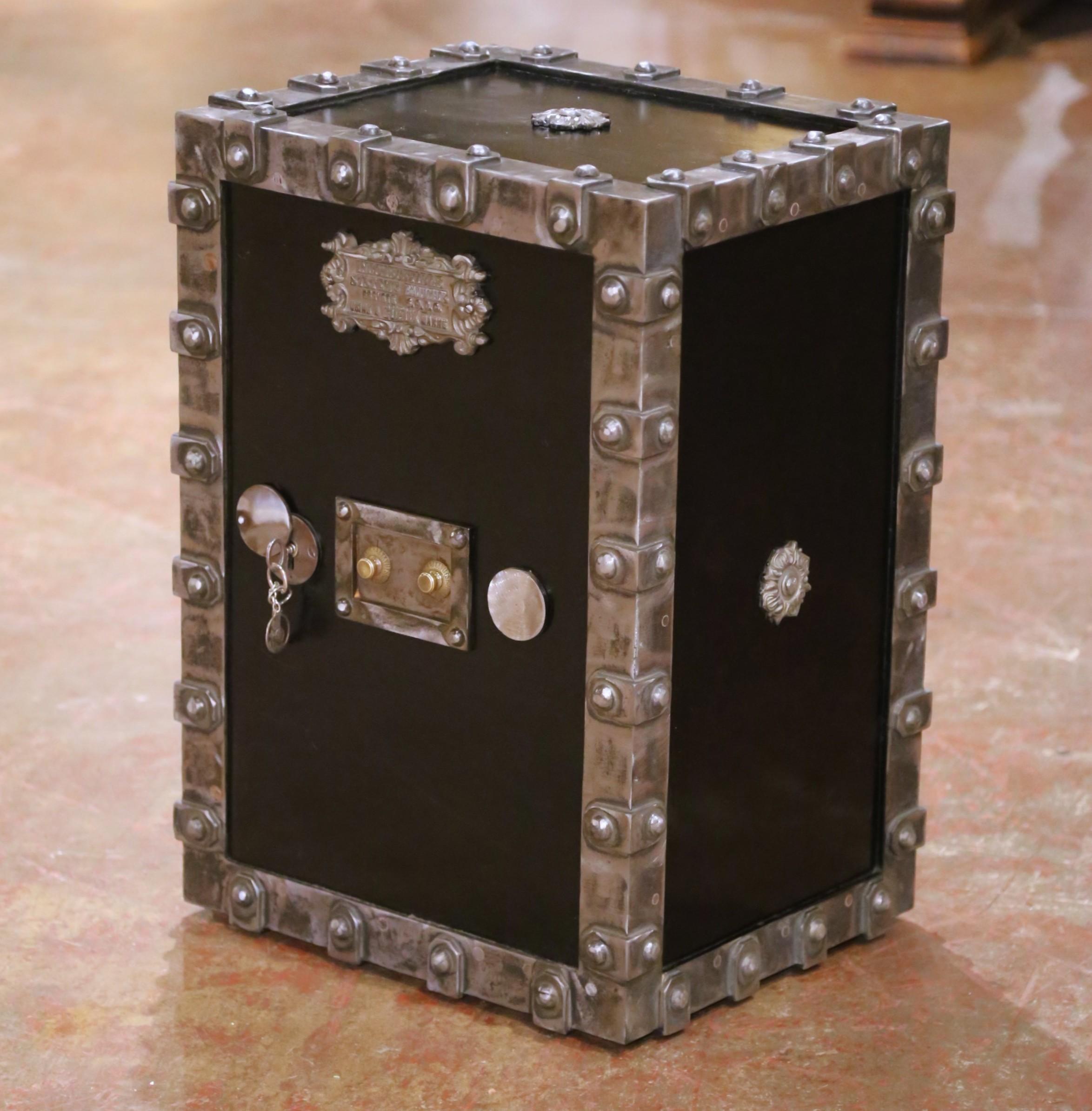 Brass 19th Century French Polished Cast Iron Safe with Key and Two-Letter Combination For Sale