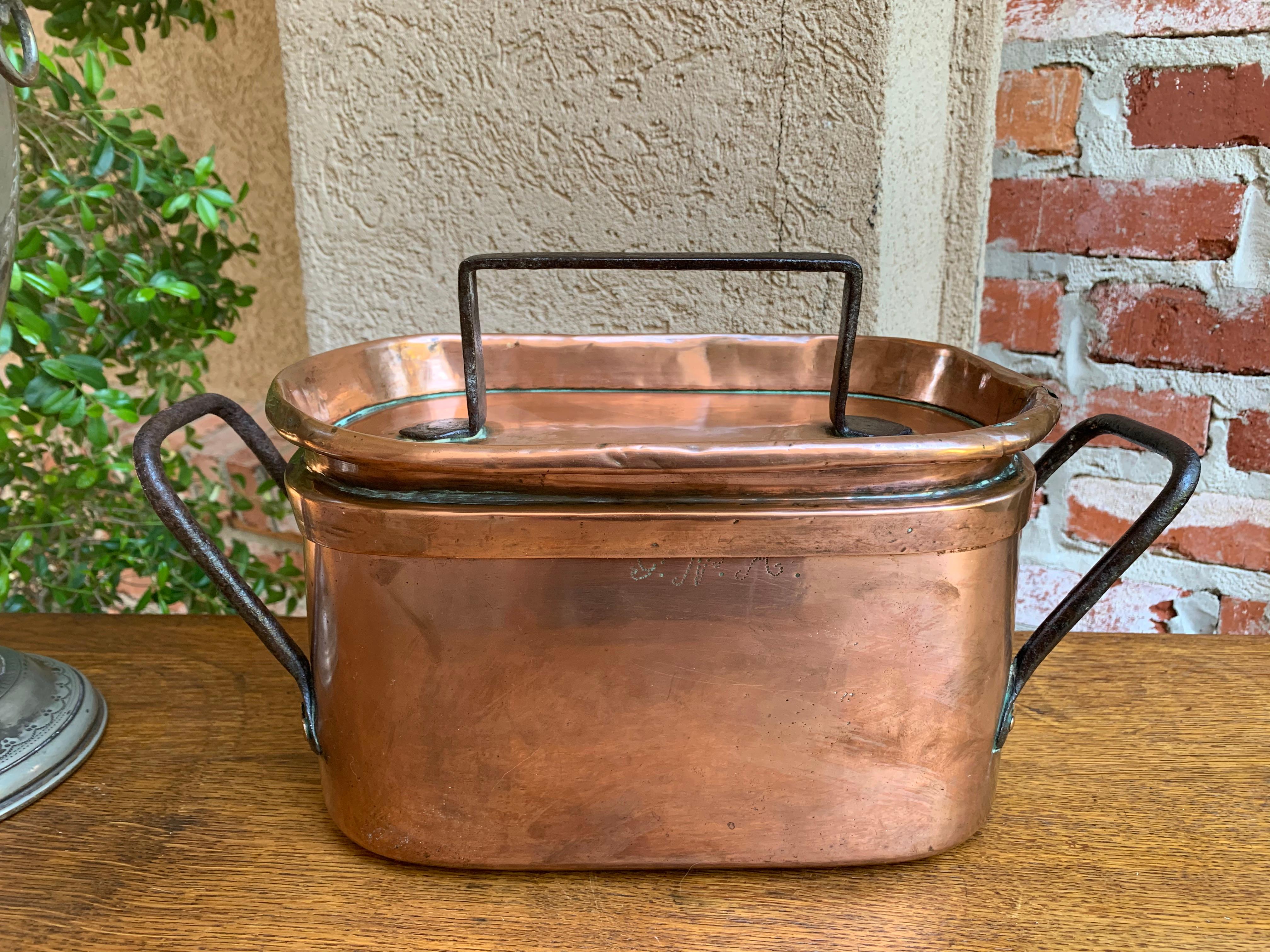 french cooking pot