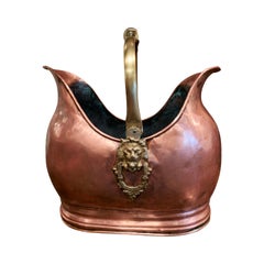 seau à charbon décoratif français du 19ème siècle en cuivre poli:: laiton et bois