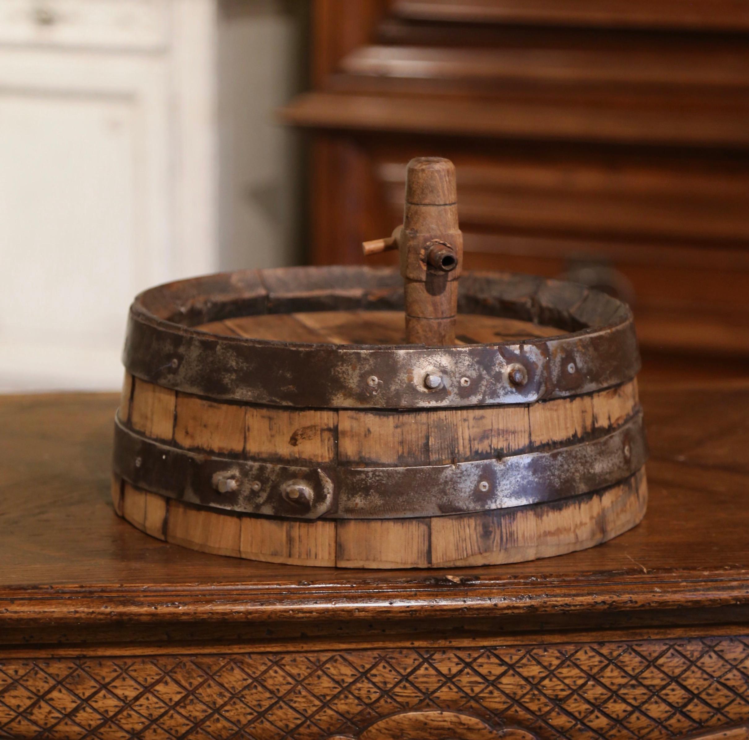 19th Century French Polished Iron and Oak Decorative Wine Barrel Top For Sale 2