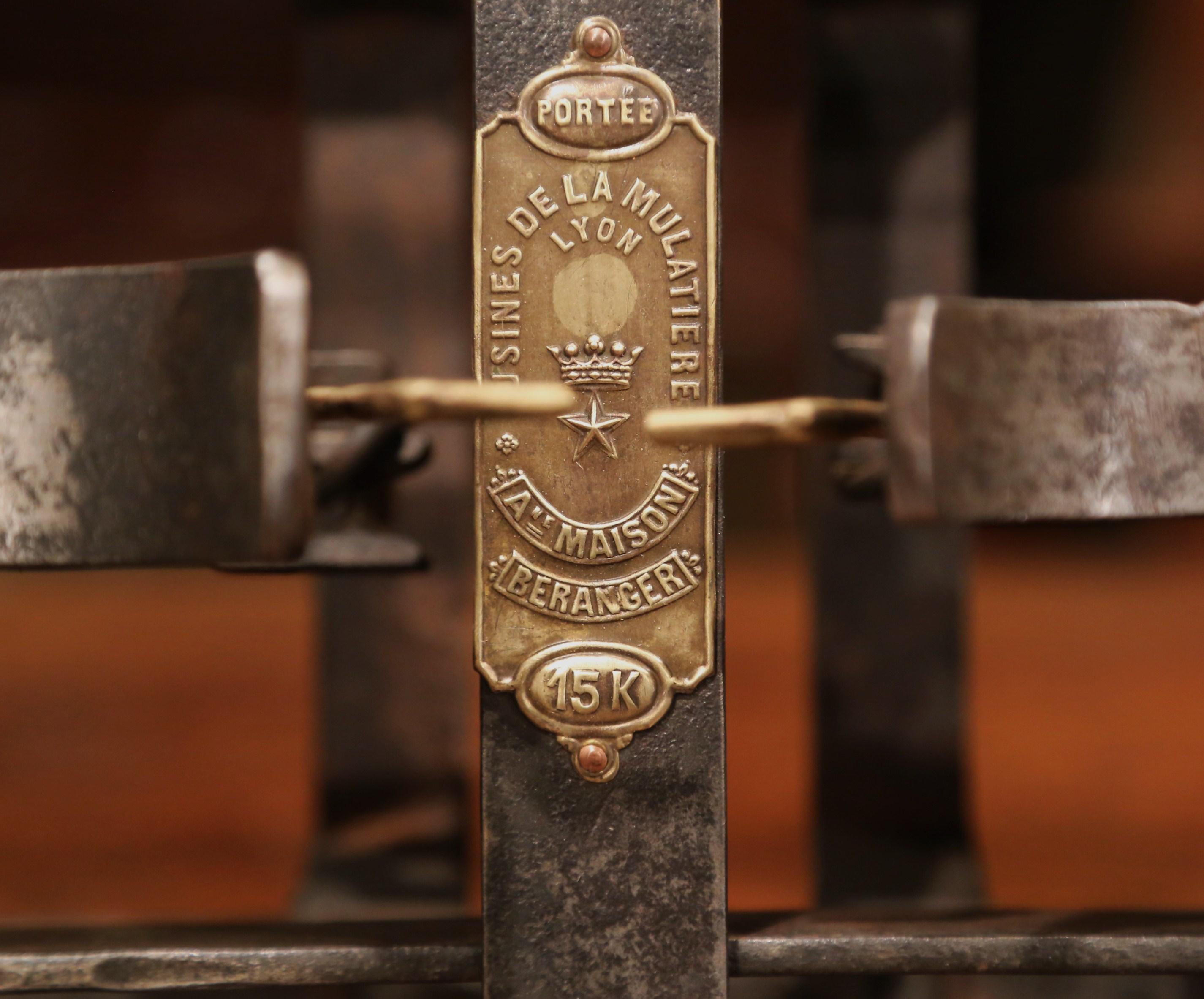 19th Century French Polished Iron Scale with Brass Trays from Lyon For Sale 3