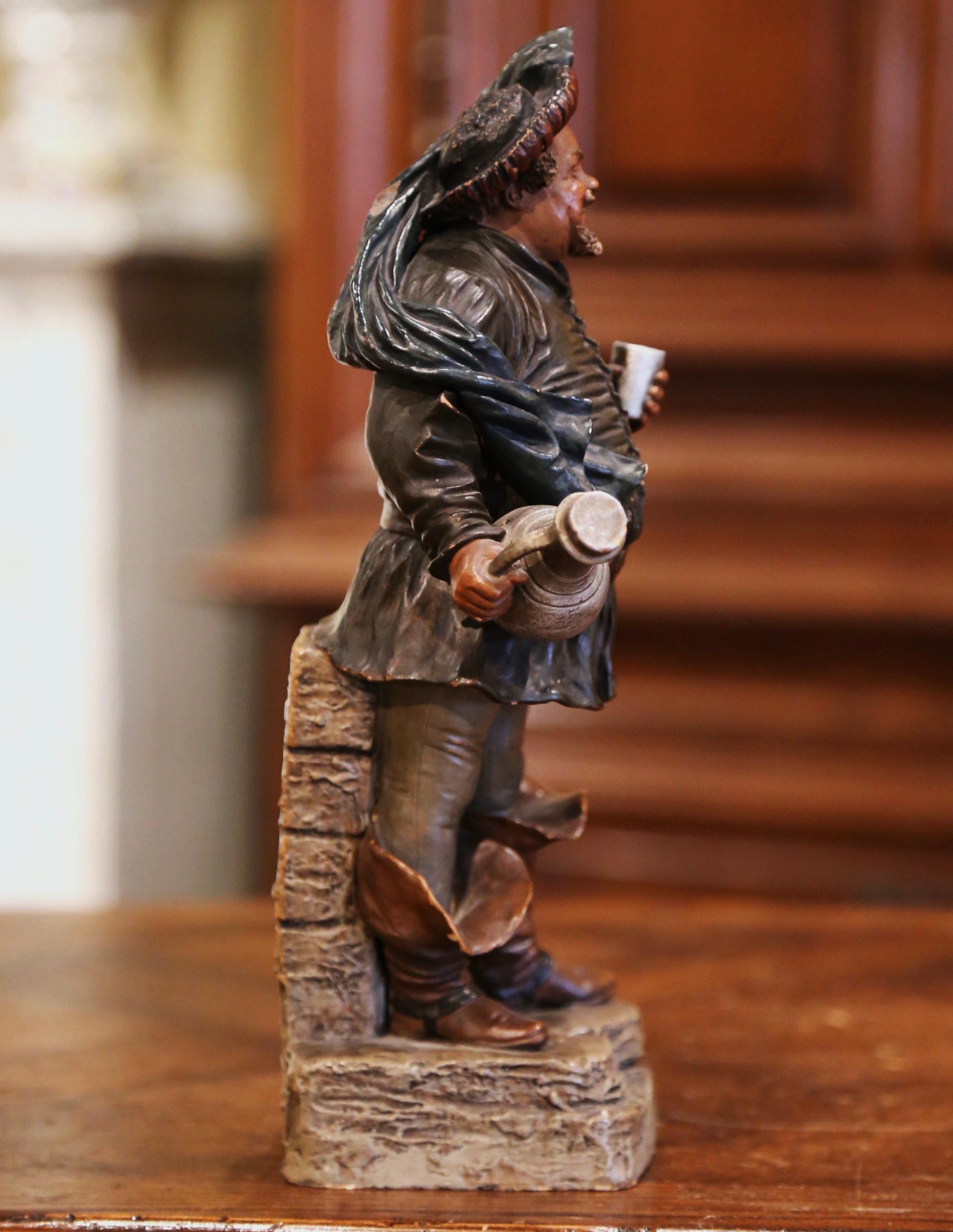 Fait main Figurine de bouffon de bière Musketeer en terre cuite polychrome du 19ème siècle français