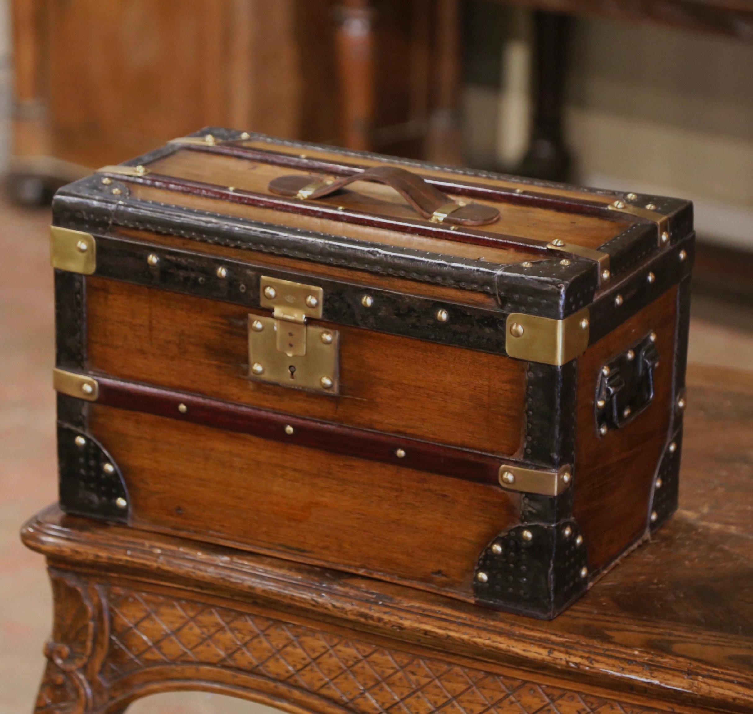19th Century French Poplar Iron Brass and Leather Travel Trunk Jewelry Box In Excellent Condition For Sale In Dallas, TX