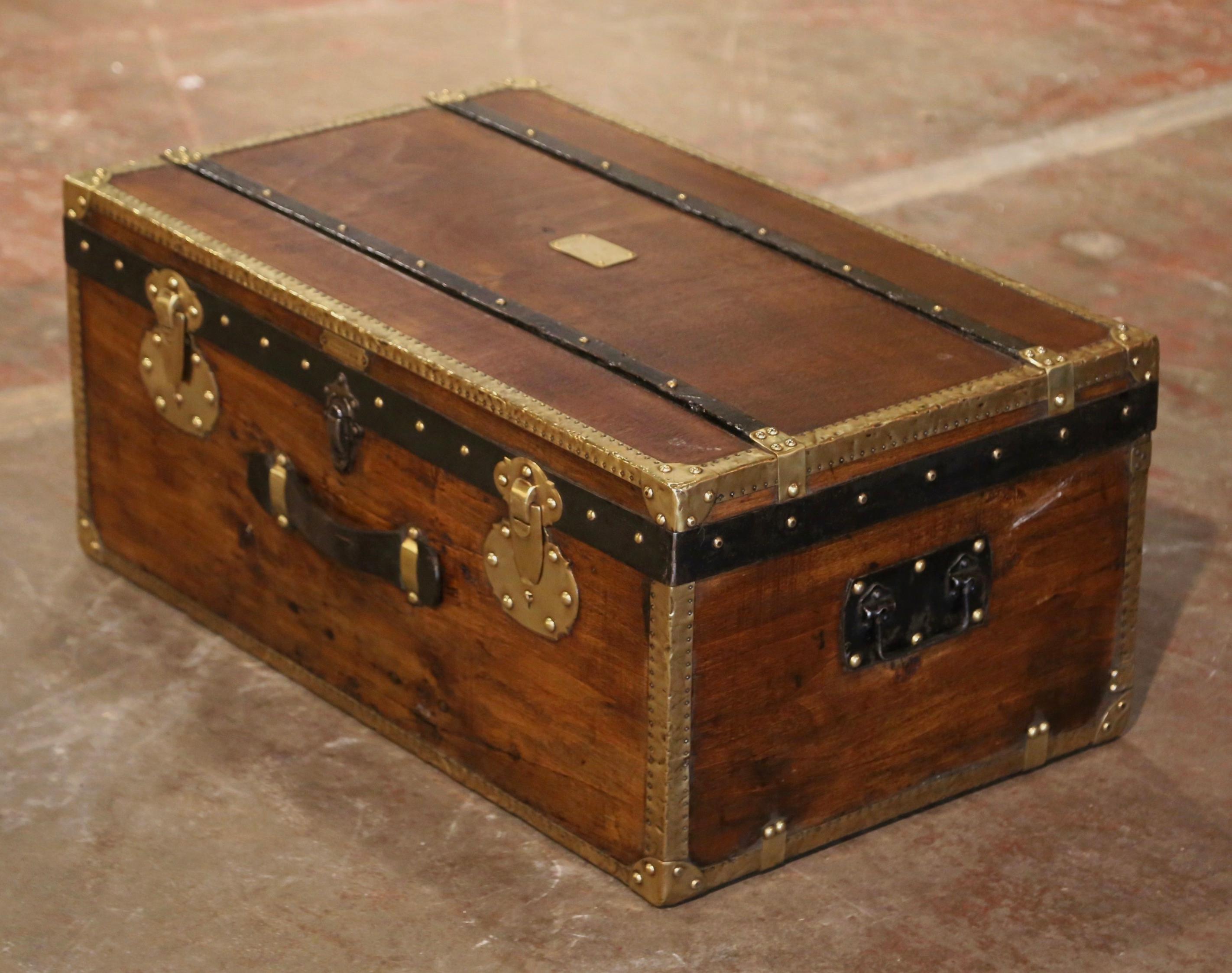 Ottone Bauletto francese del XIX secolo in ferro e pelle di pioppo di Pierre de Man, Lille in vendita