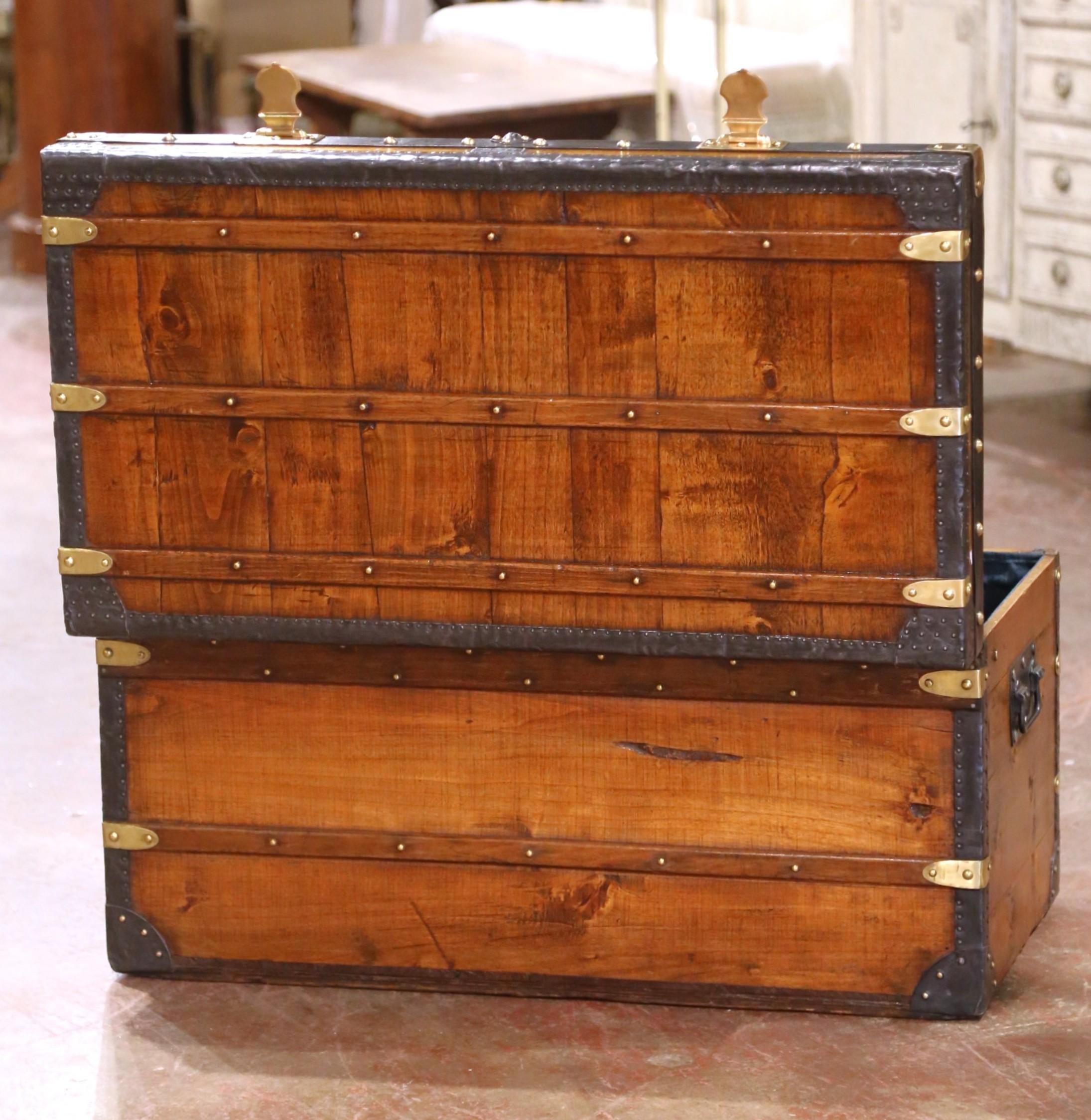 19th Century French Poplar, Leather and Metal Travel Trunk by J. Penet, Paris en venta 3