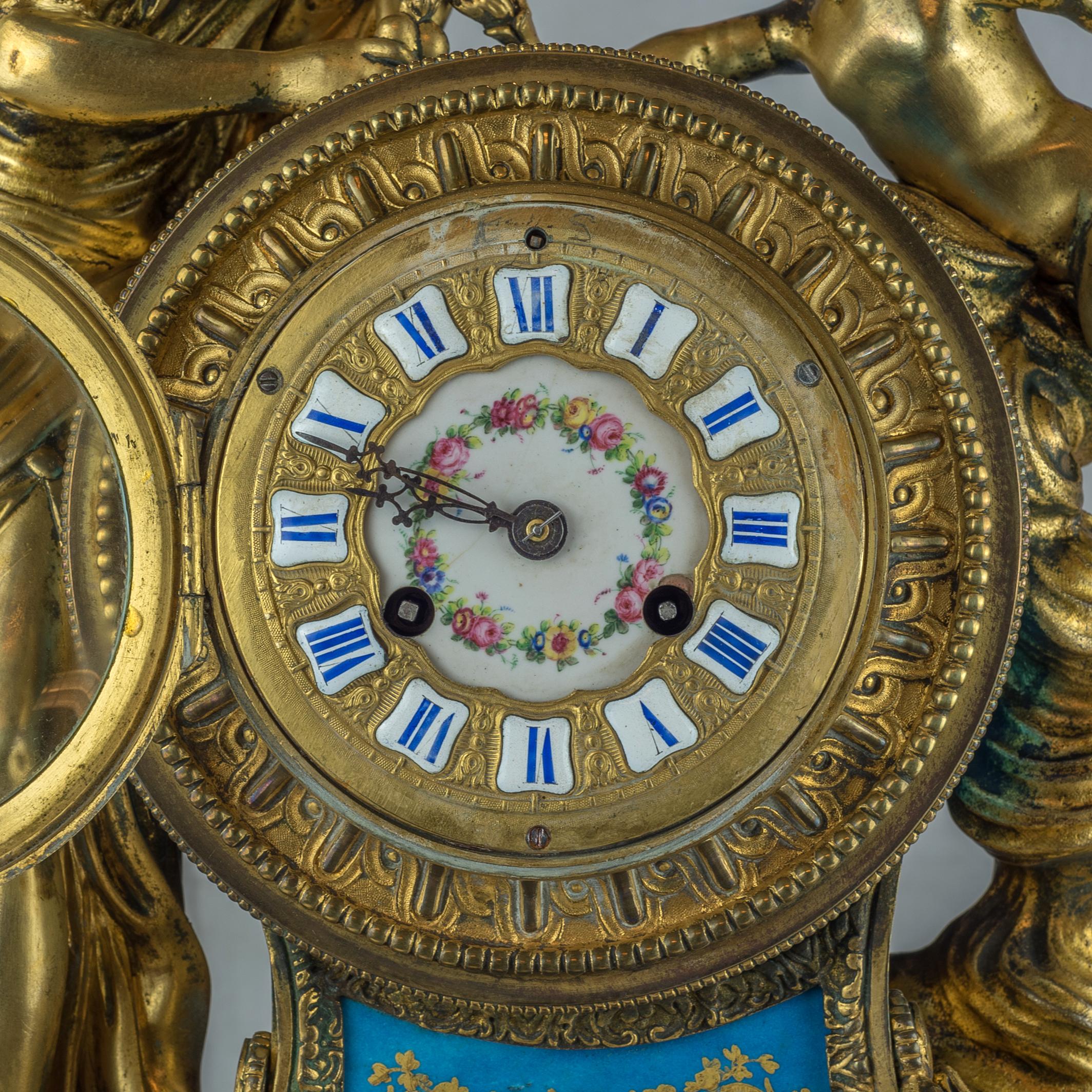 19th Century French Porcelain and Gilt Bronze Figural Mantel Clock For Sale 2