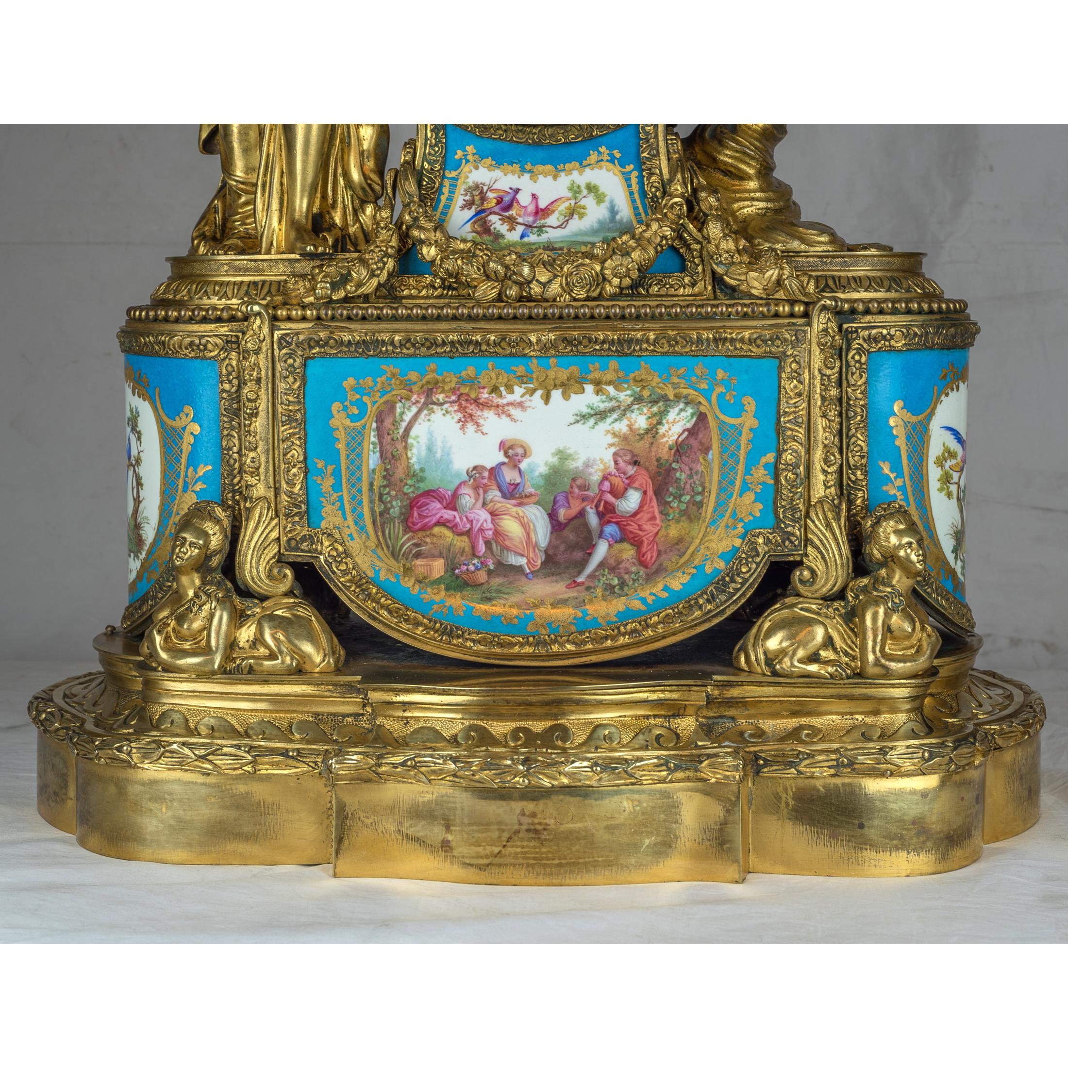 19th Century French Porcelain and Gilt Bronze Figural Mantel Clock For Sale 3