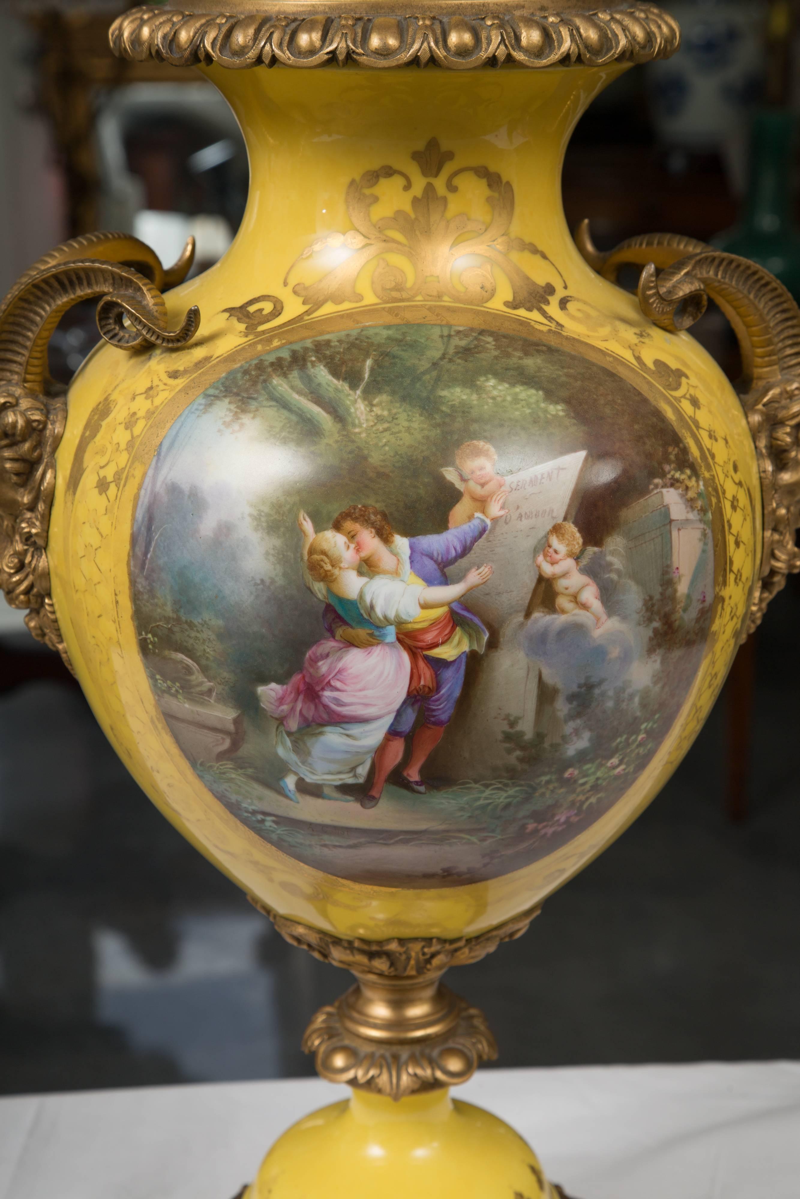 19th Century French Porcelain Urn with Gilt Mounts For Sale 4